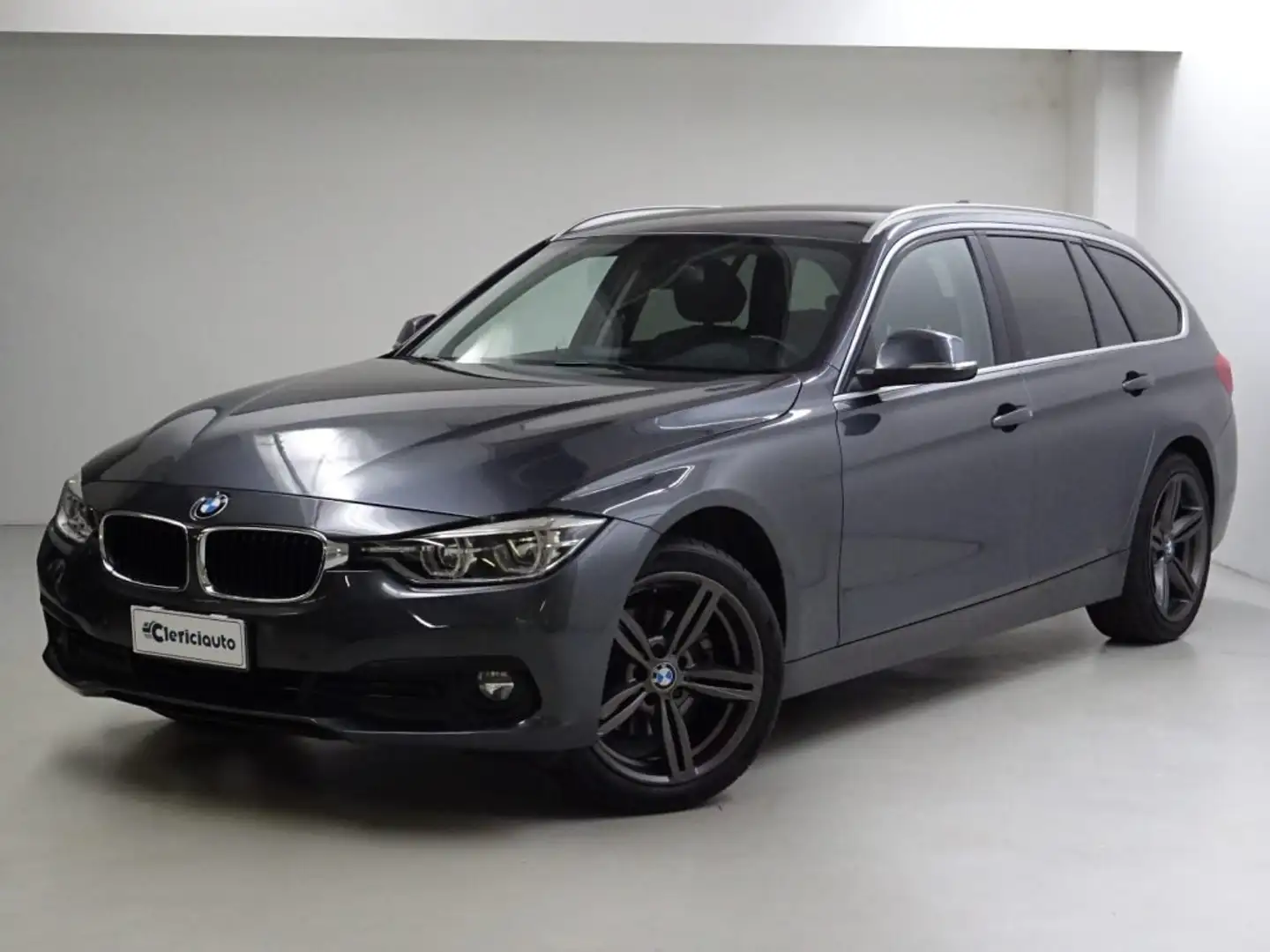 BMW 320 320 d xDrive Business Advantage Gris - 1