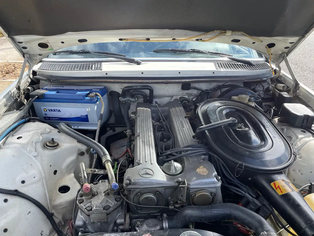 Mercedes-Benz 280 W123 280CE, foto 9