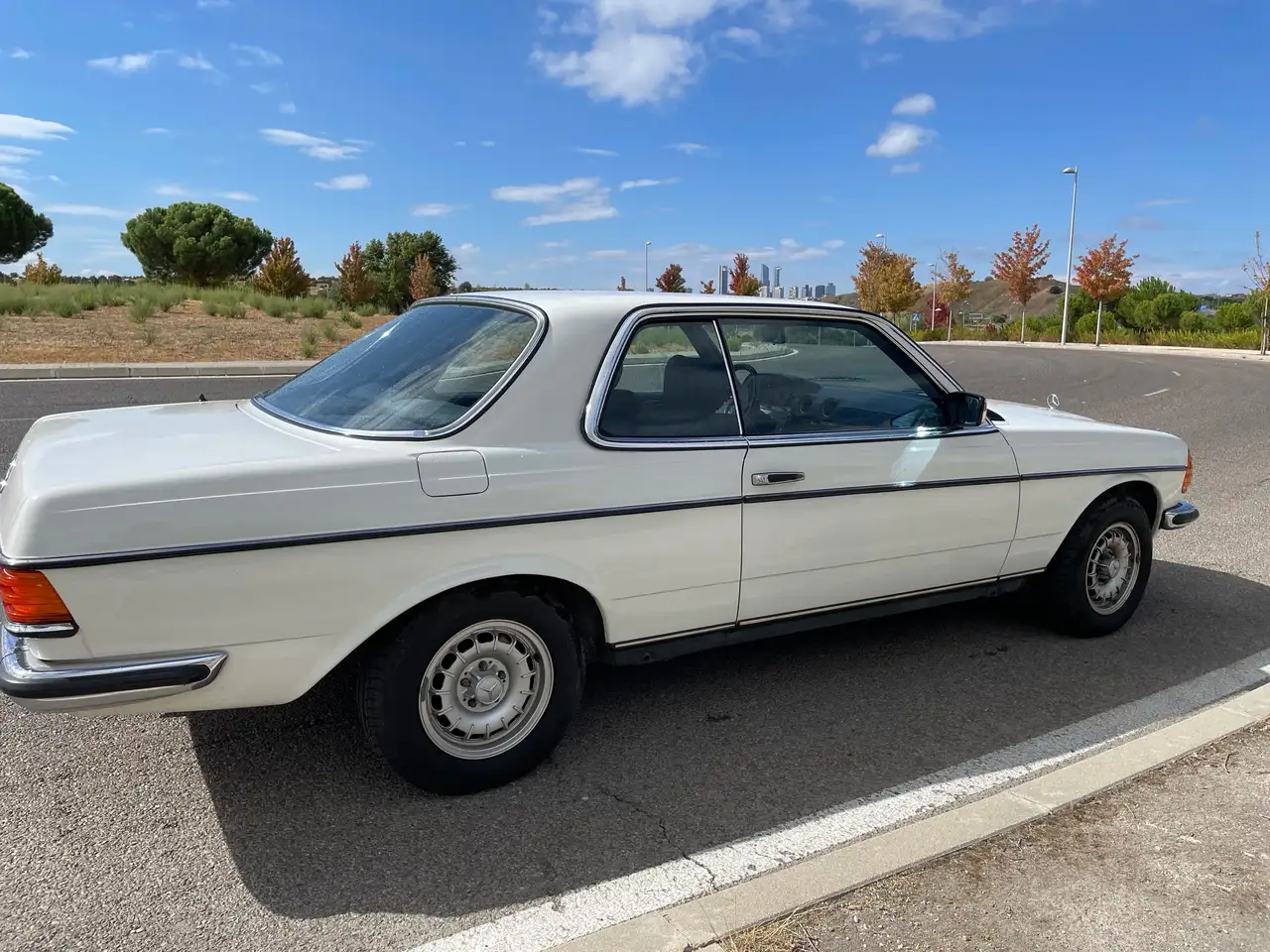 Mercedes-Benz 280 W123 280CE, foto 7