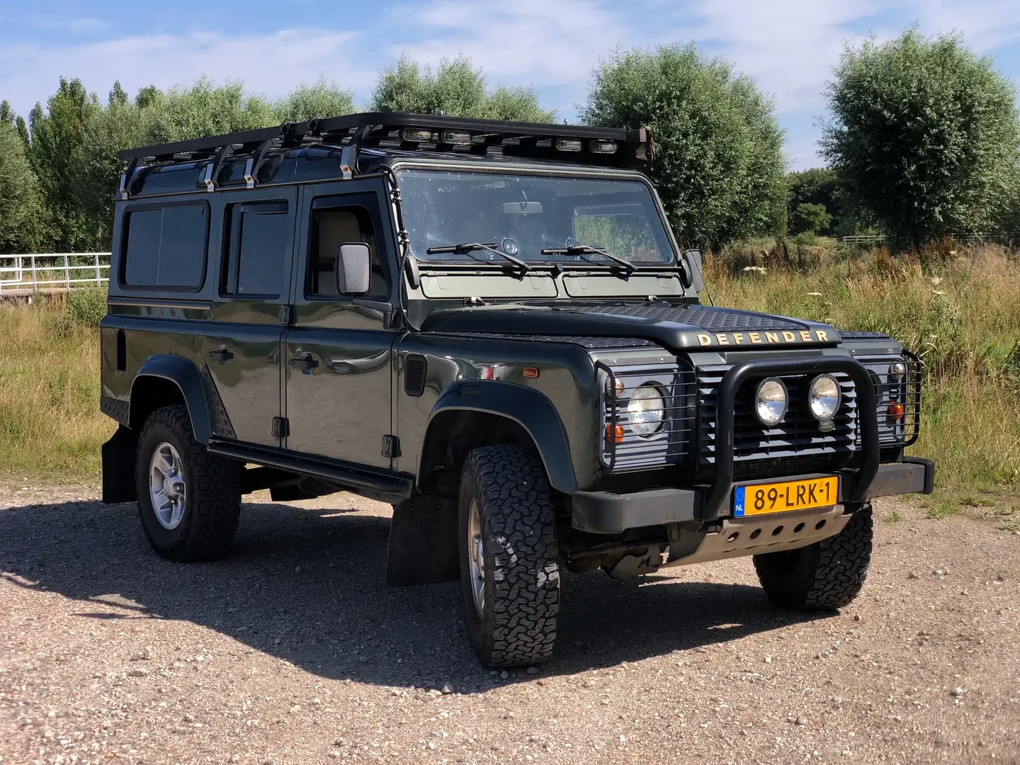 Land Rover Defender Defender 2.5 TD5 110 SW XTech Groen - 2