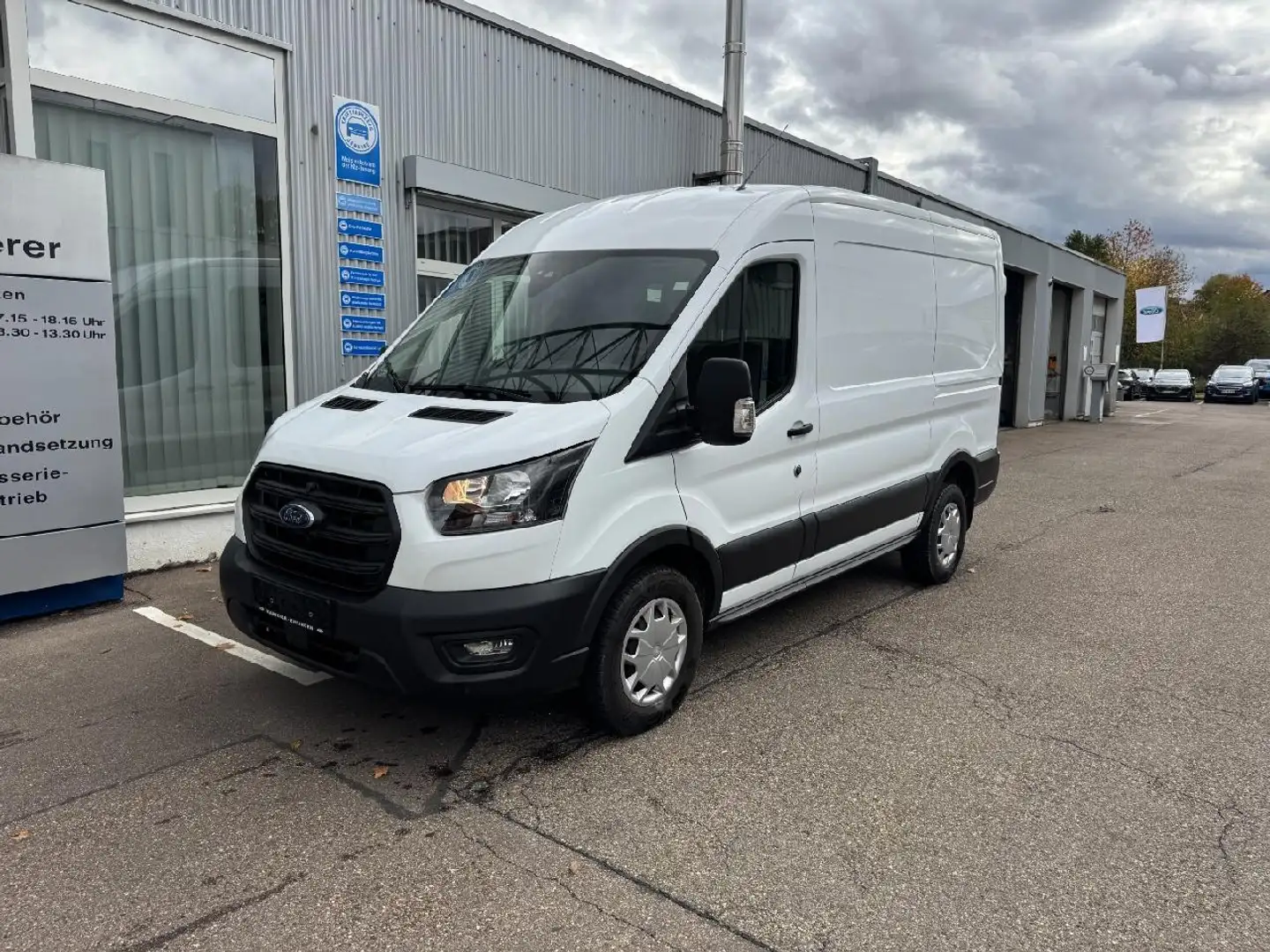 Ford Transit 350 L2 Trend Weiß - 1