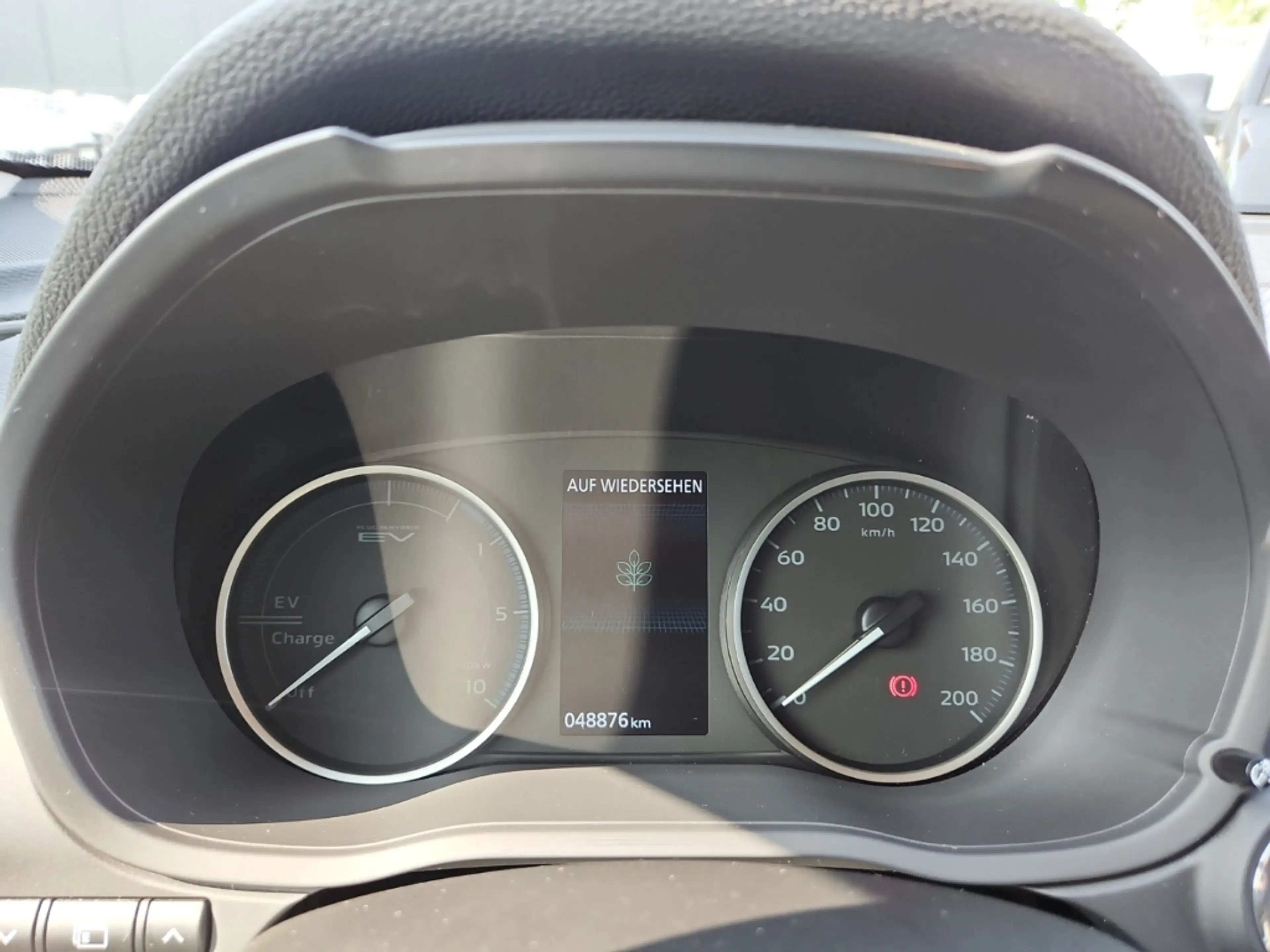 Mitsubishi Eclipse Cross Plug-In Hybrid Basis 1.Hand App — photo 12