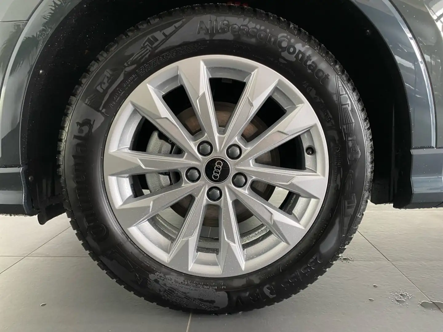 Audi Q3 Sportback 35 TFSI LED+RFK+CARPLAY+ALLWETTER+ Grau - 2