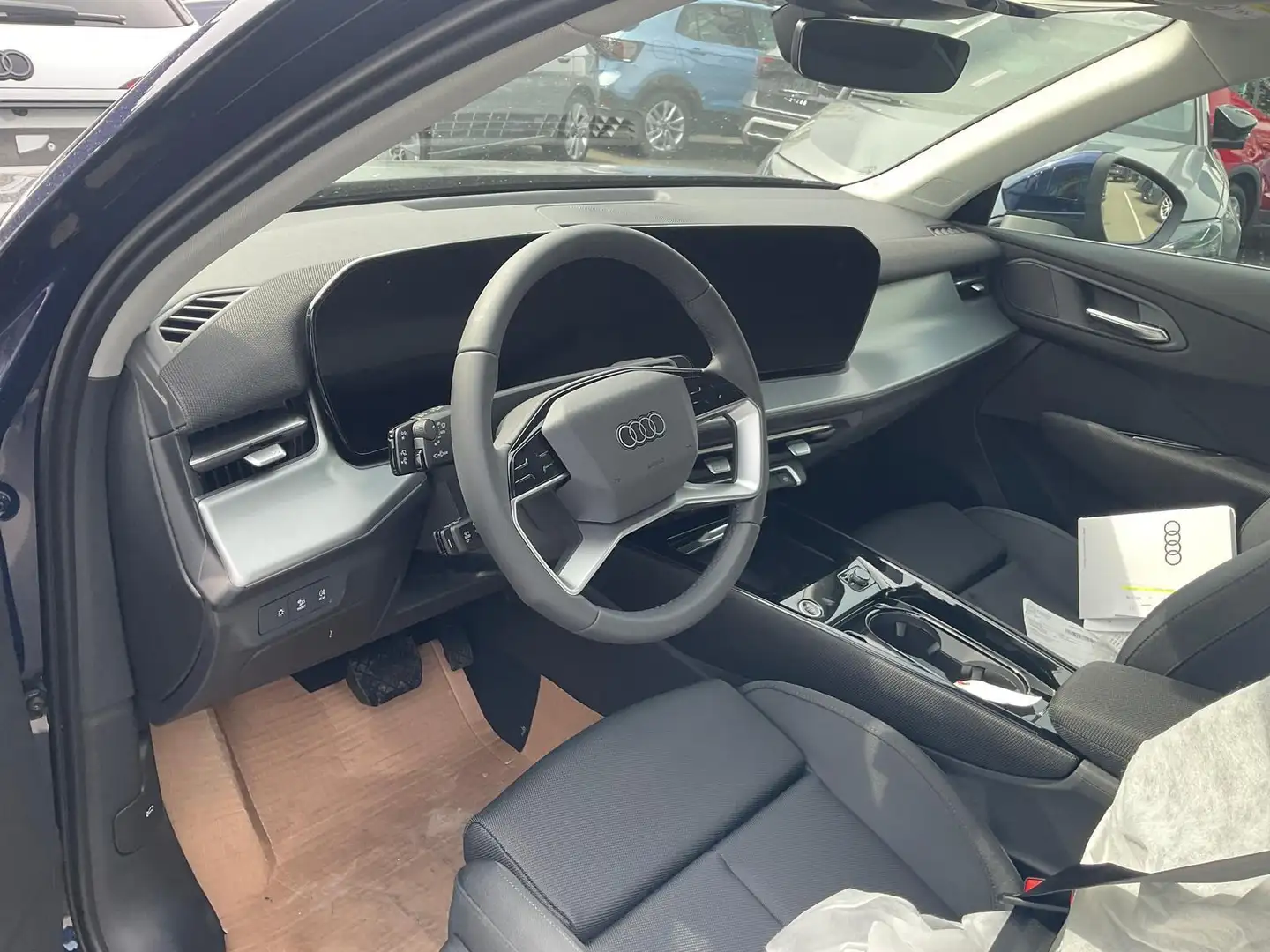 Audi Q3 TFSI quattro 150 kW quattro, AHK, Navi, AreaVie... Blau - 1