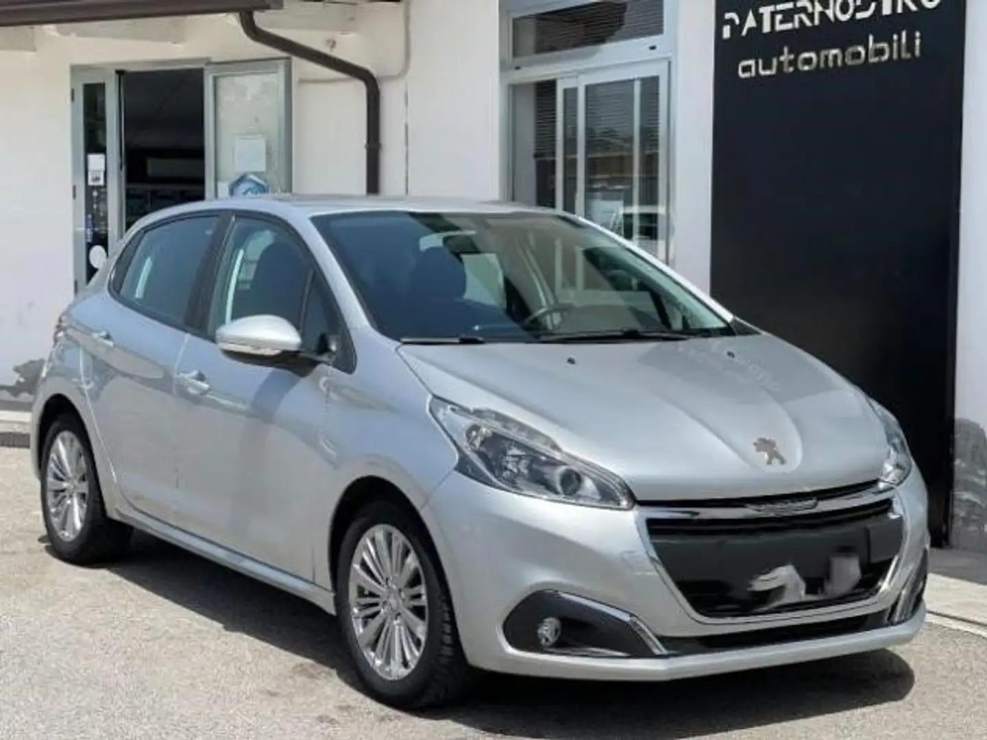 Peugeot 208 208 5p 1.2 puretech Allure gpl 82cv Srebrny - 1