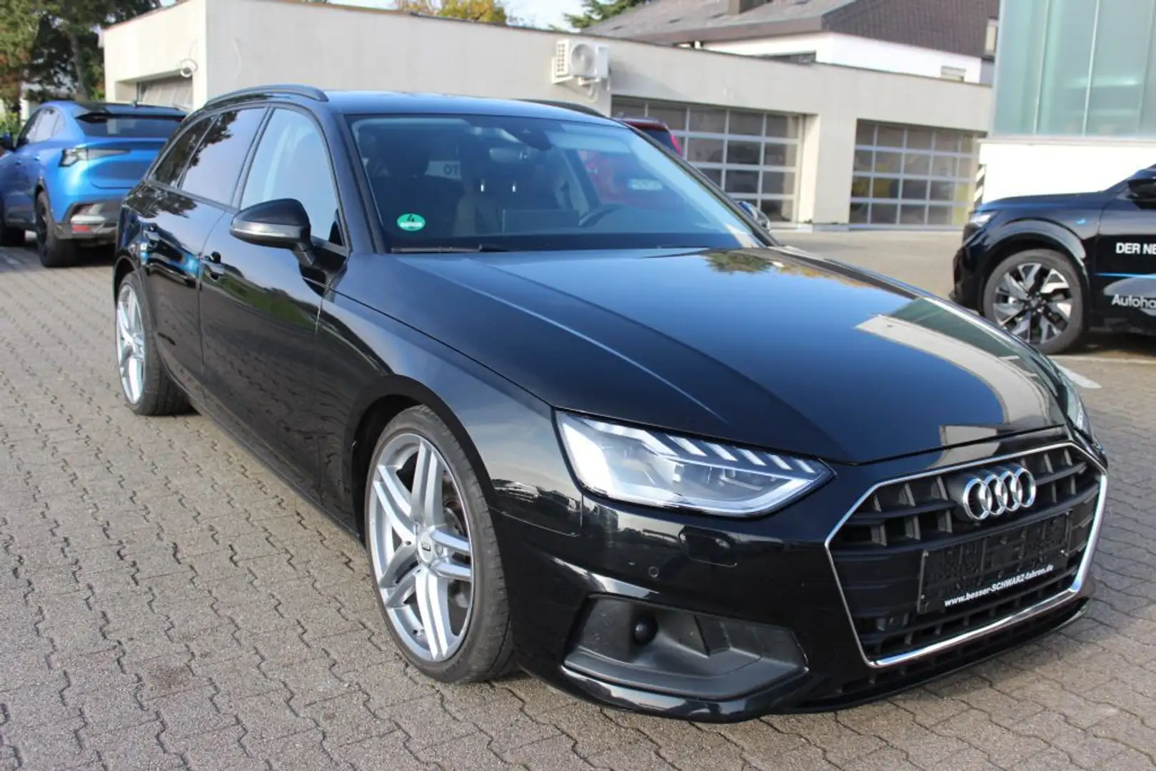 Audi A4 Avant 40 g-tron S tronic Schwarz - 2