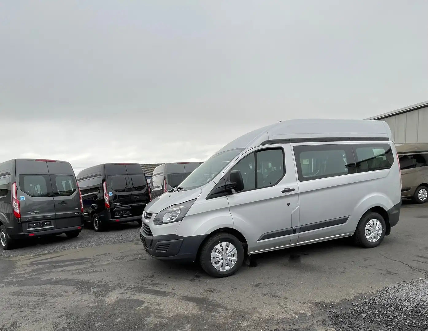Ford Transit Custom L1 H2 Behindertengerecht KLIMA Hochdach Silber - 2