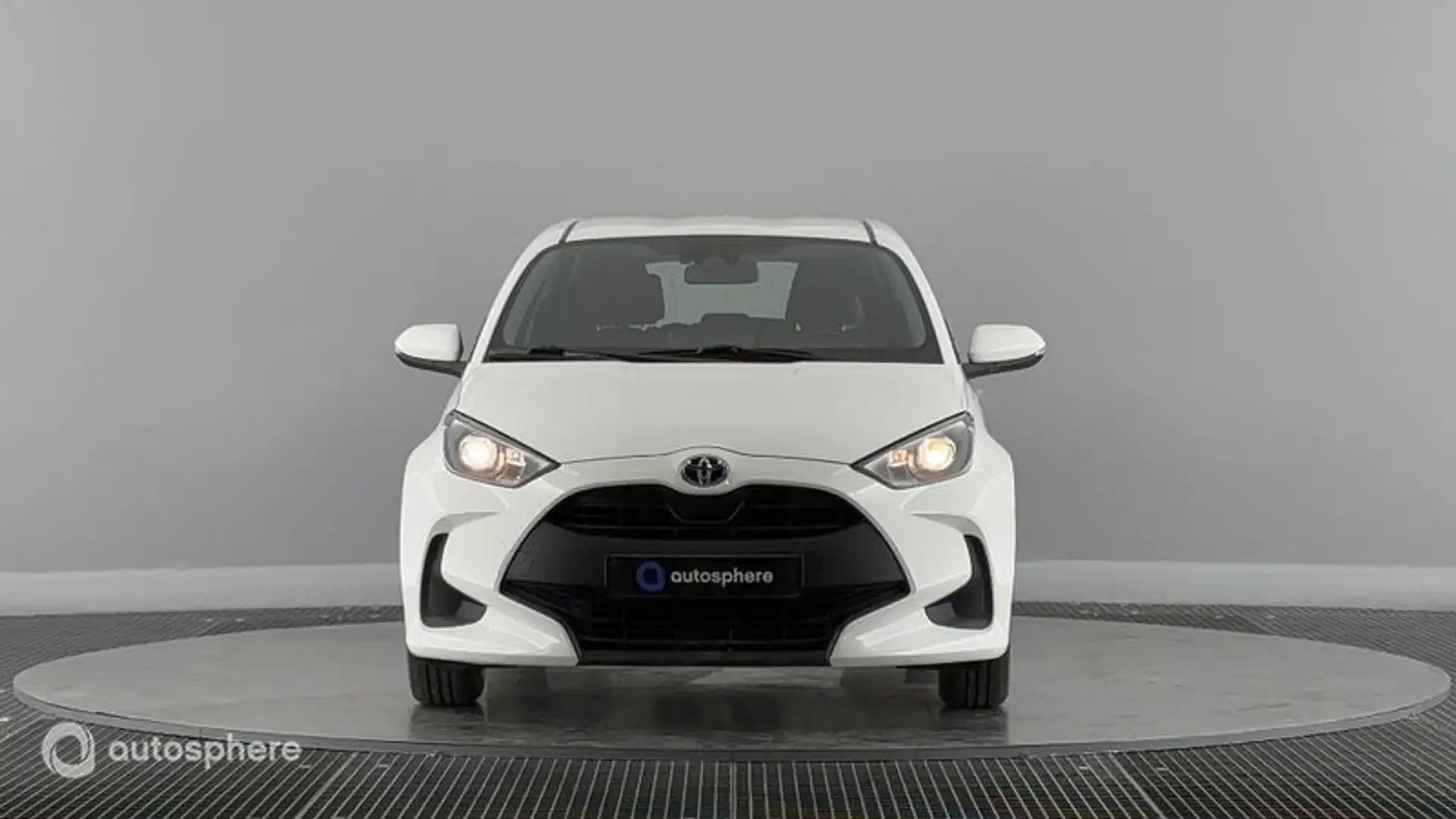 Toyota Yaris 116h Dynamic 5p MY22 - 2