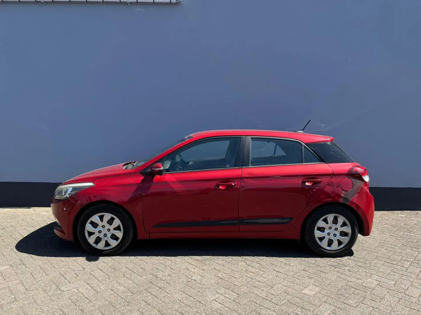 Hyundai i20 1.0 T-GDI Comfort - Navigatie - Climate Control Rot - 2