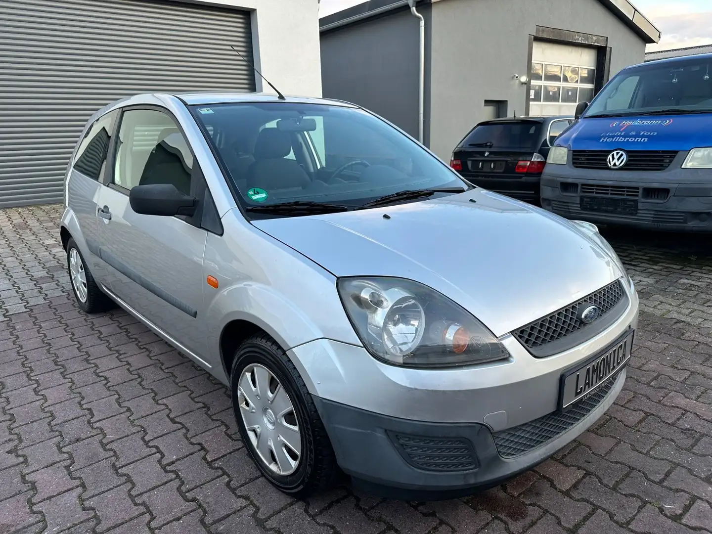 Ford Fiesta *Klima*Scheckheft* Plateado - 1