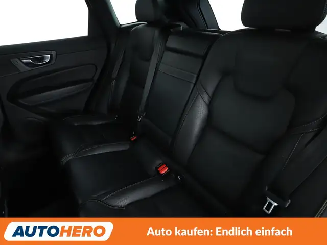 Volvo XC60 view 14