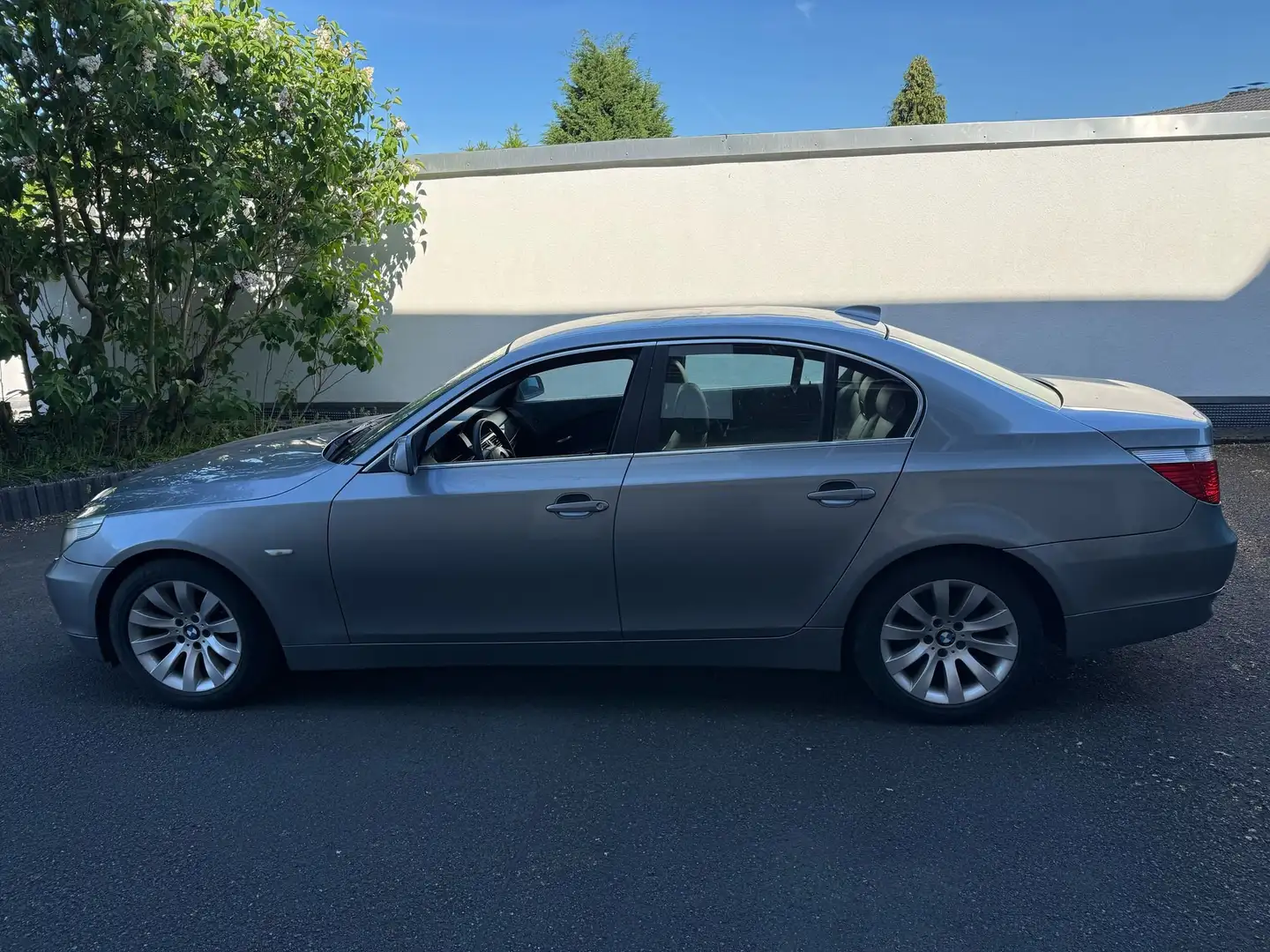 BMW 525 525i Aut Xenon Leder Grigio - 2