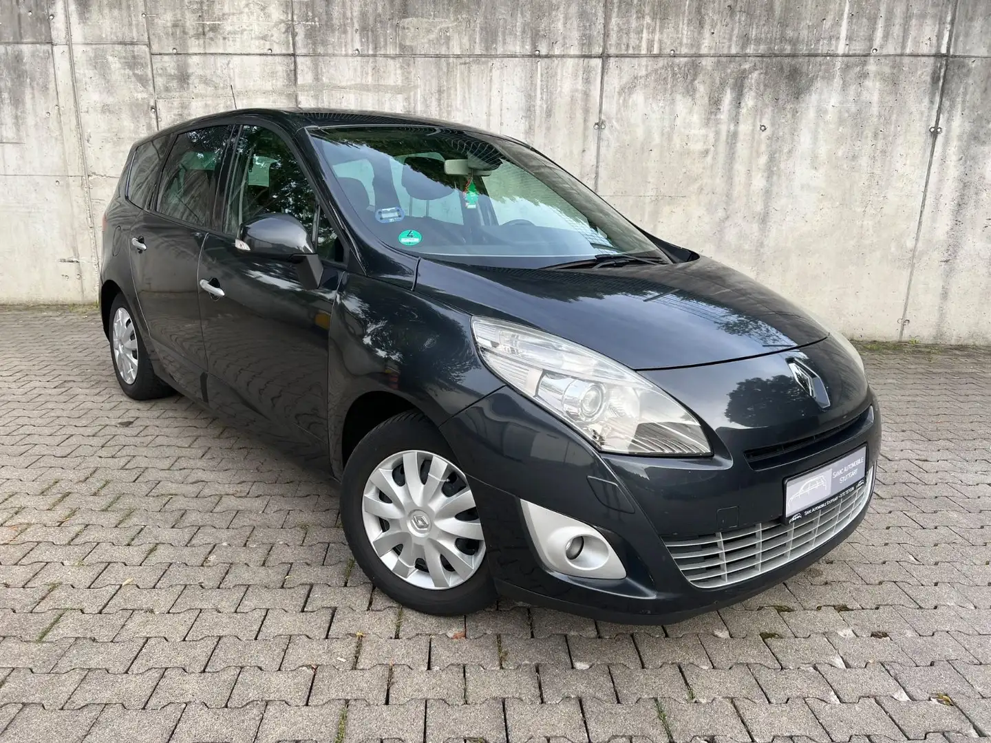 Renault Grand Scenic Dynam. 2.0 Autom.*7Sitze*TüvNeu*AHK Grau - 1