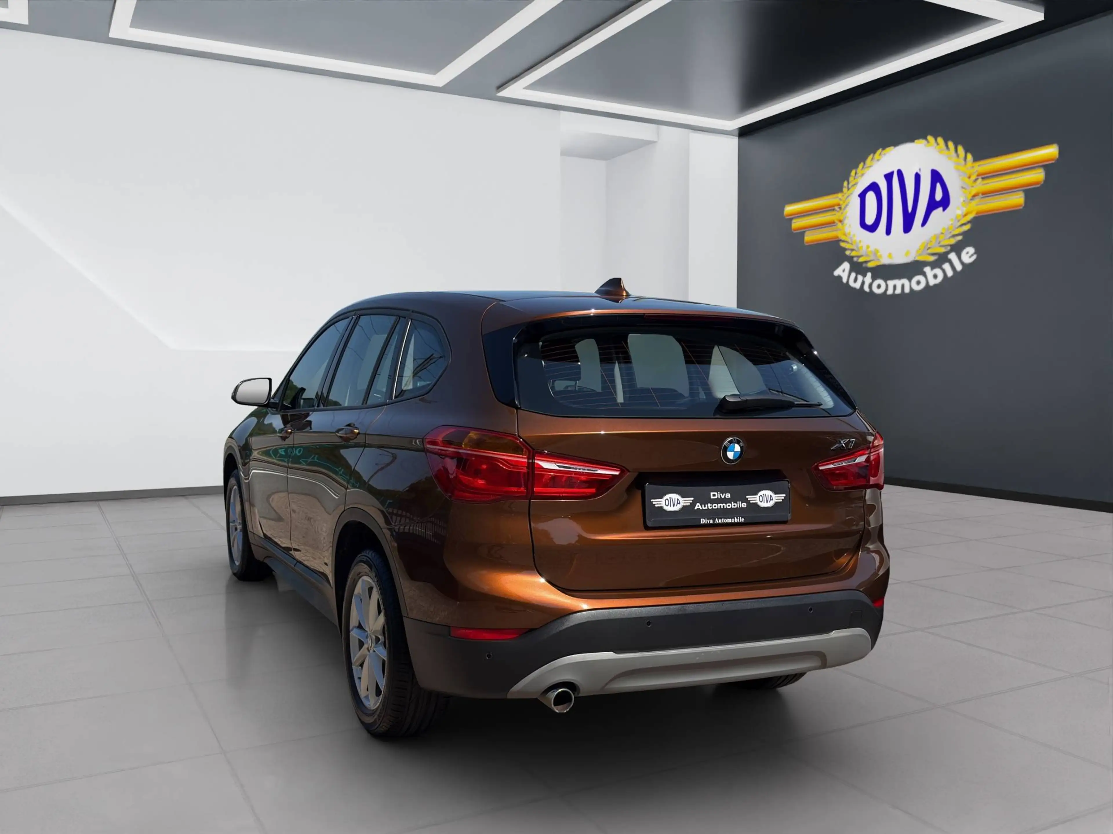 BMW X1 sDrive 18 d Advantage — photo 4