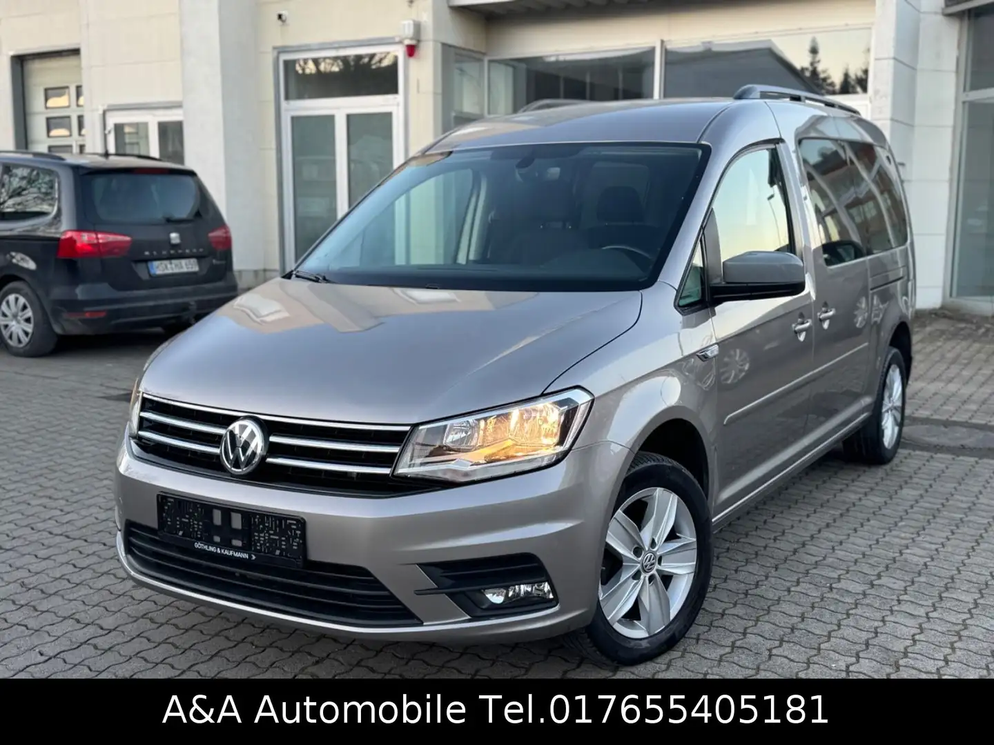 Volkswagen Caddy 2.0TDI Maxi Behindertengerecht Rampe Beige - 2