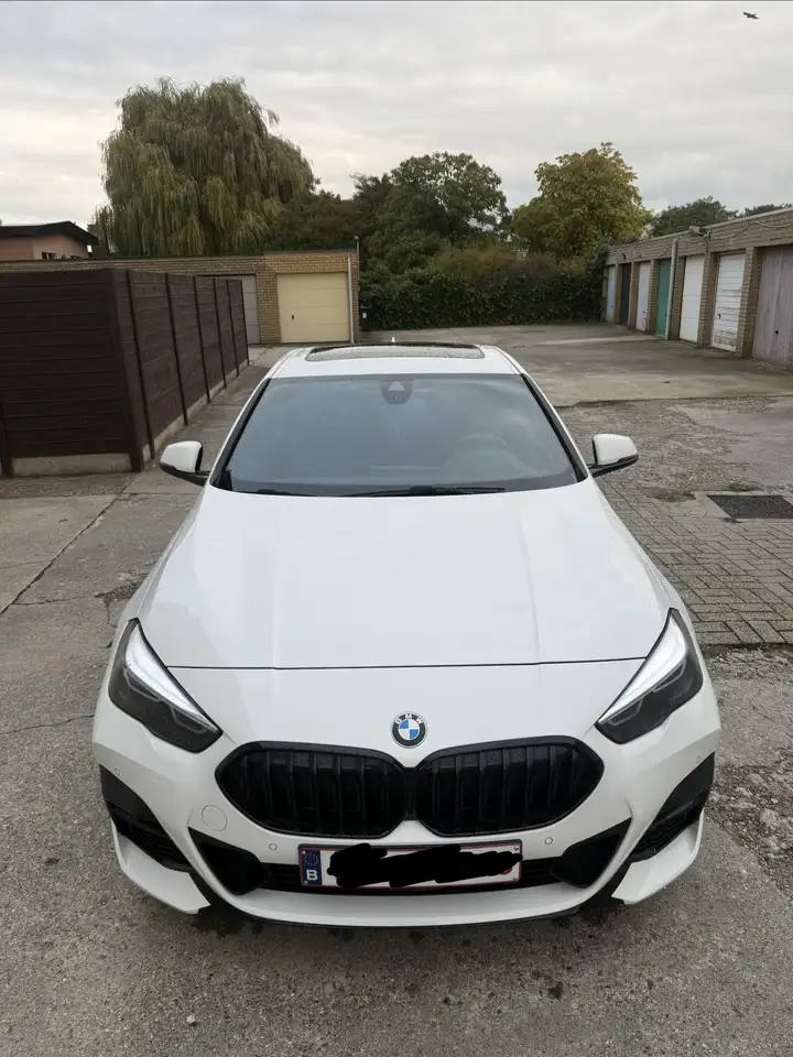 BMW 218