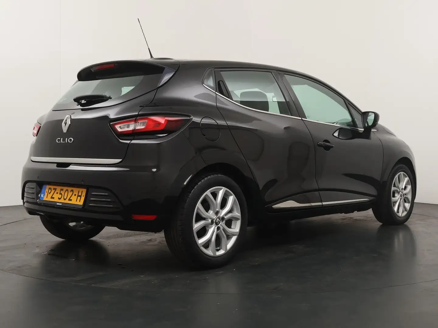 Renault Clio TCe 120 EDC Intens | AUTOMAAT | Climate Control | Noir - 2