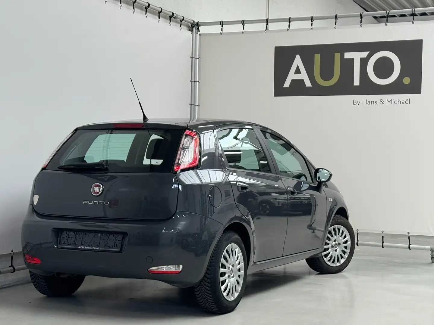 Fiat Punto 1.2i *AIRCO*PARKSENS*EURO6* Gris - 2