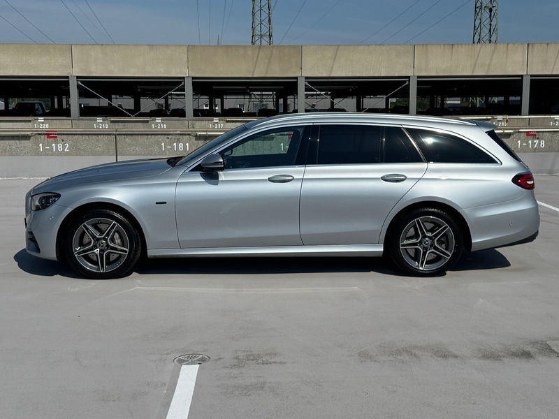 Mercedes-Benz E 300 de*AMG Line*Multibeam LED*Navi* — photo 12
