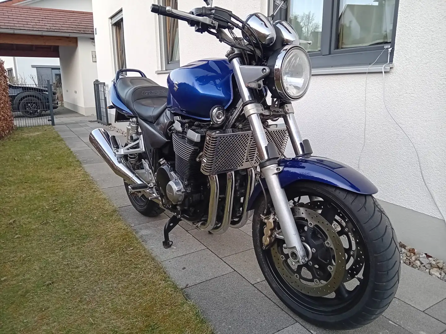 Suzuki GSX 1400 - 1