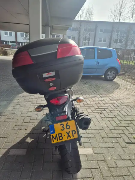 Suzuki Gladius 650 - foto 8