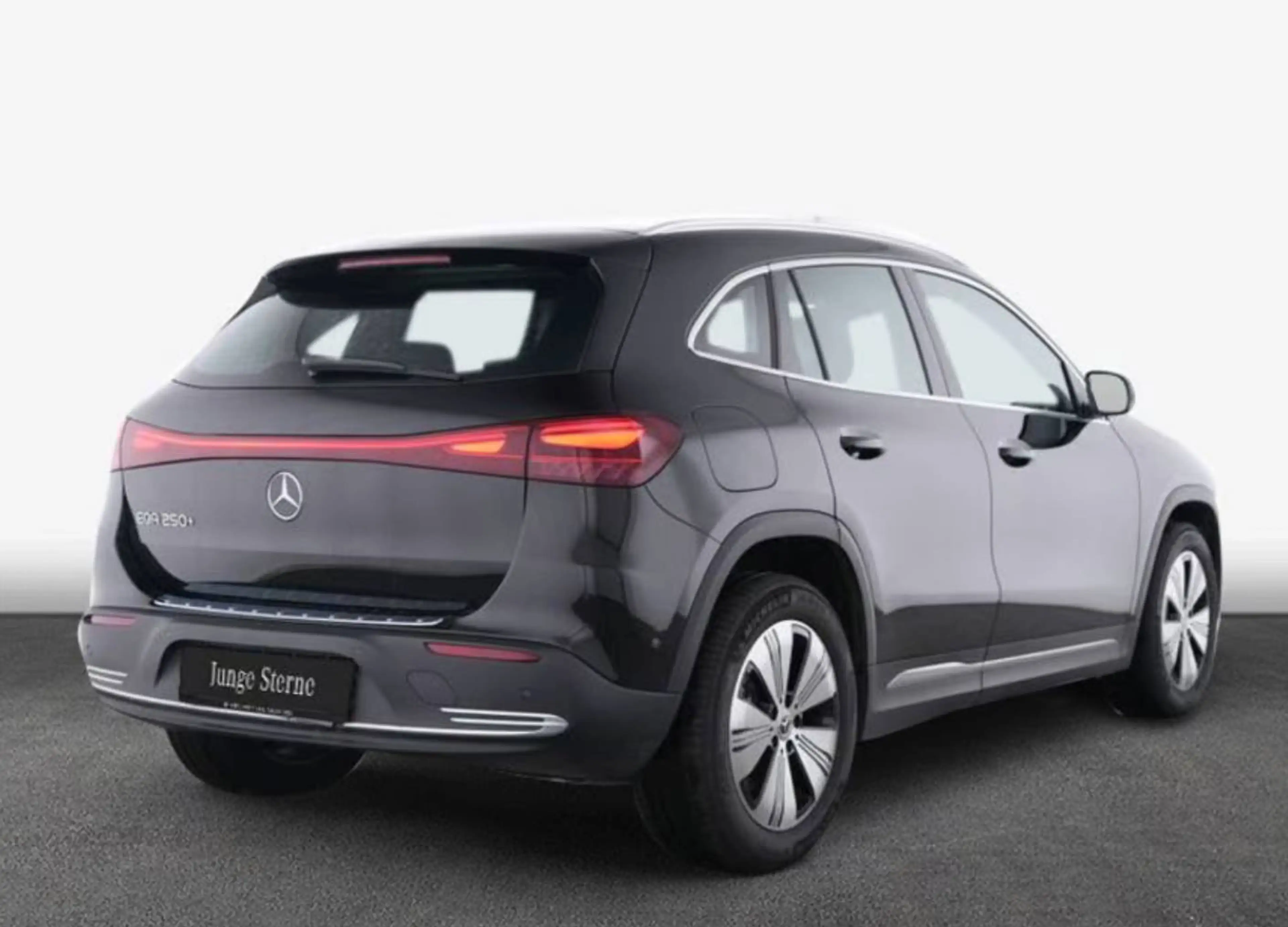 Mercedes-Benz EQA 250 250+ 70,5kWh Österreich-Edition Aut. — photo 2