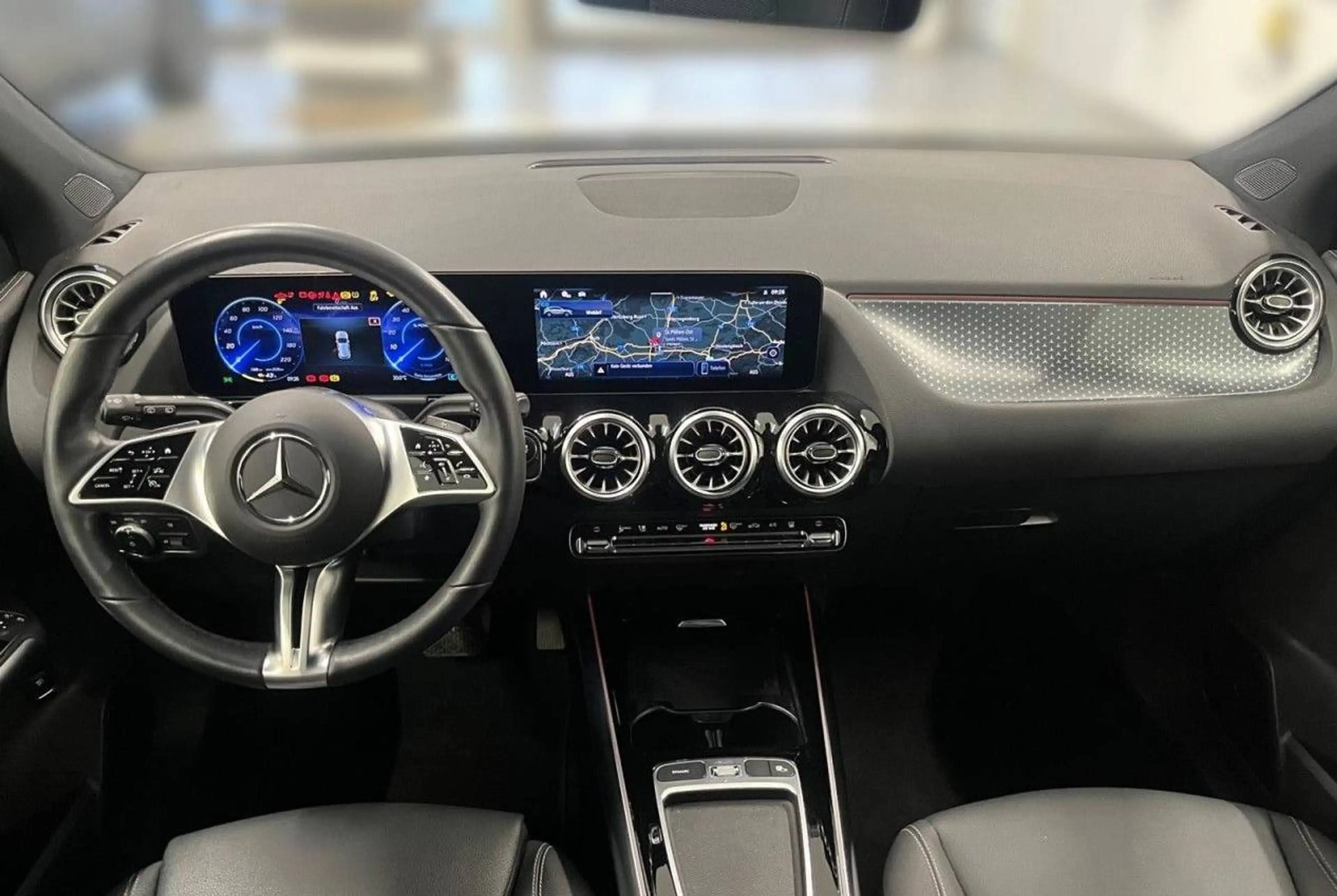 Mercedes-Benz EQA 250 250+ 70,5kWh Österreich-Edition Aut. — photo 9
