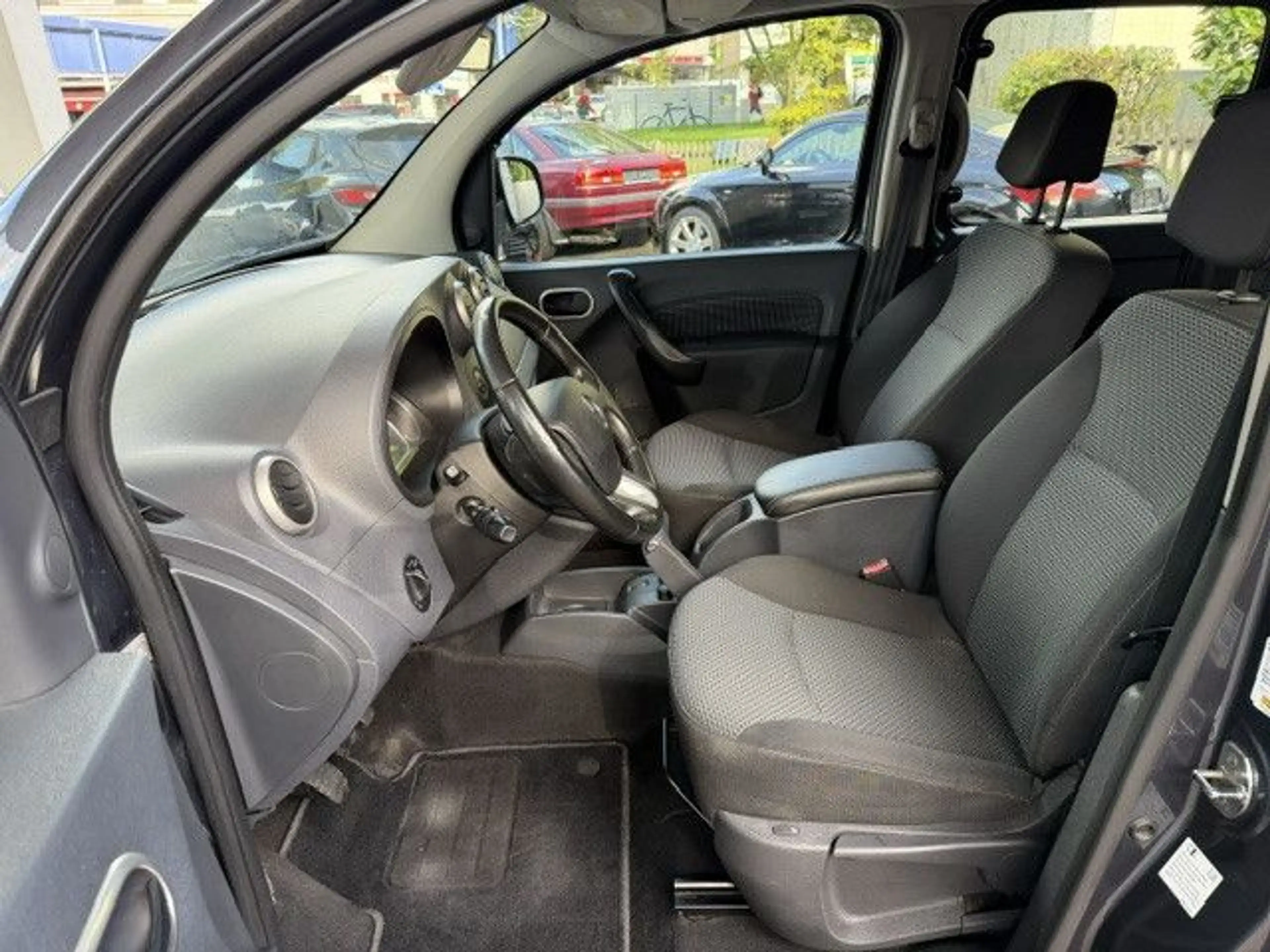 Mercedes-Benz Citan Kombi 111 CDI extralang*7-Sitzer*Shz*Pdc* — photo 10