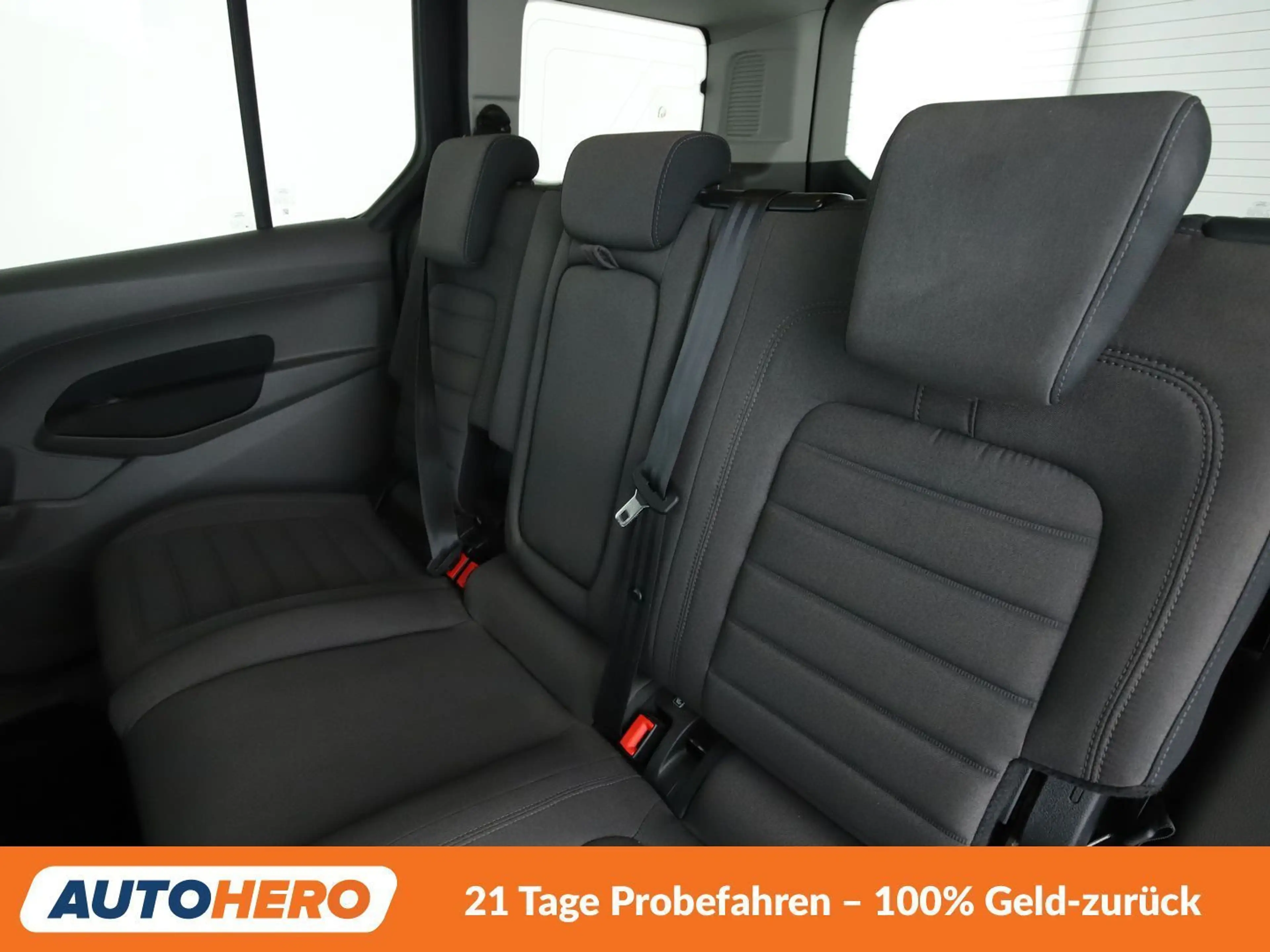 Ford Grand Tourneo 1.5 TDCi EcoBlue Titanium Aut.*NAVI*TEMPO*CAM*PDC* — photo 14