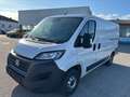 Fiat Ducato 30 L2H1 140 Weiß - thumbnail 2