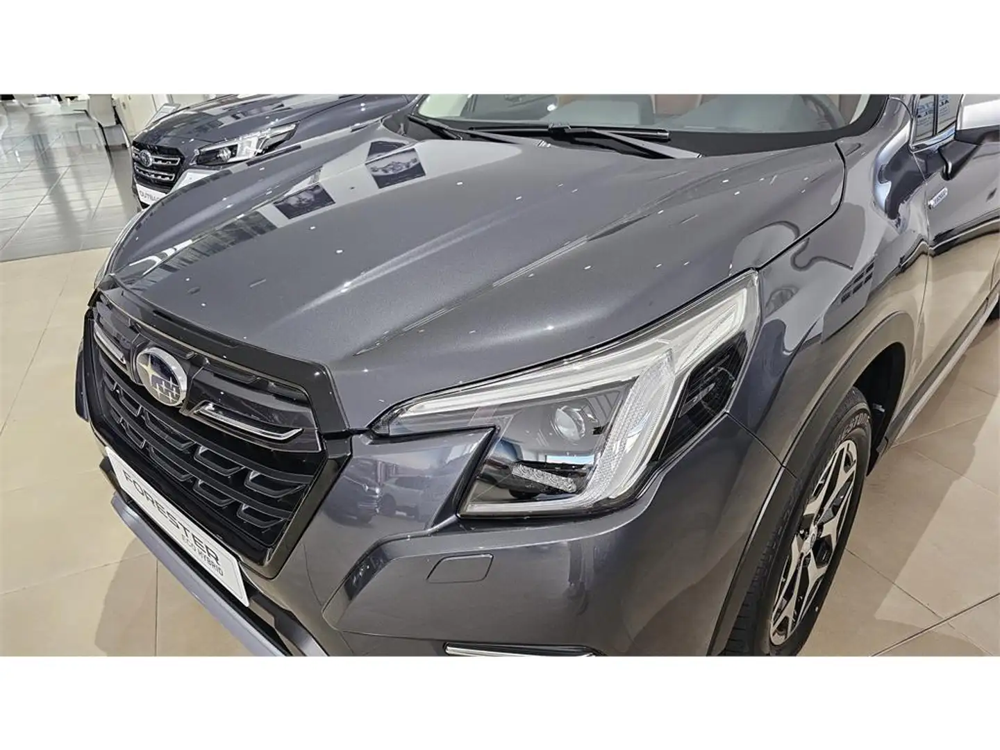 Subaru Forester 2.0i Hybrid CVT Executive Plus - 2