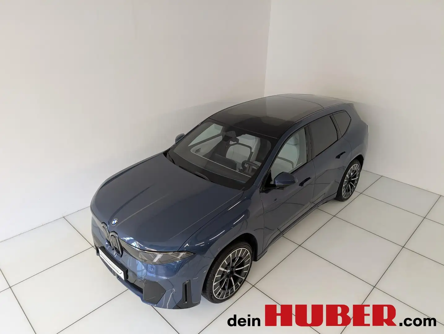 BMW iX3 50 xDrive Blau - 2
