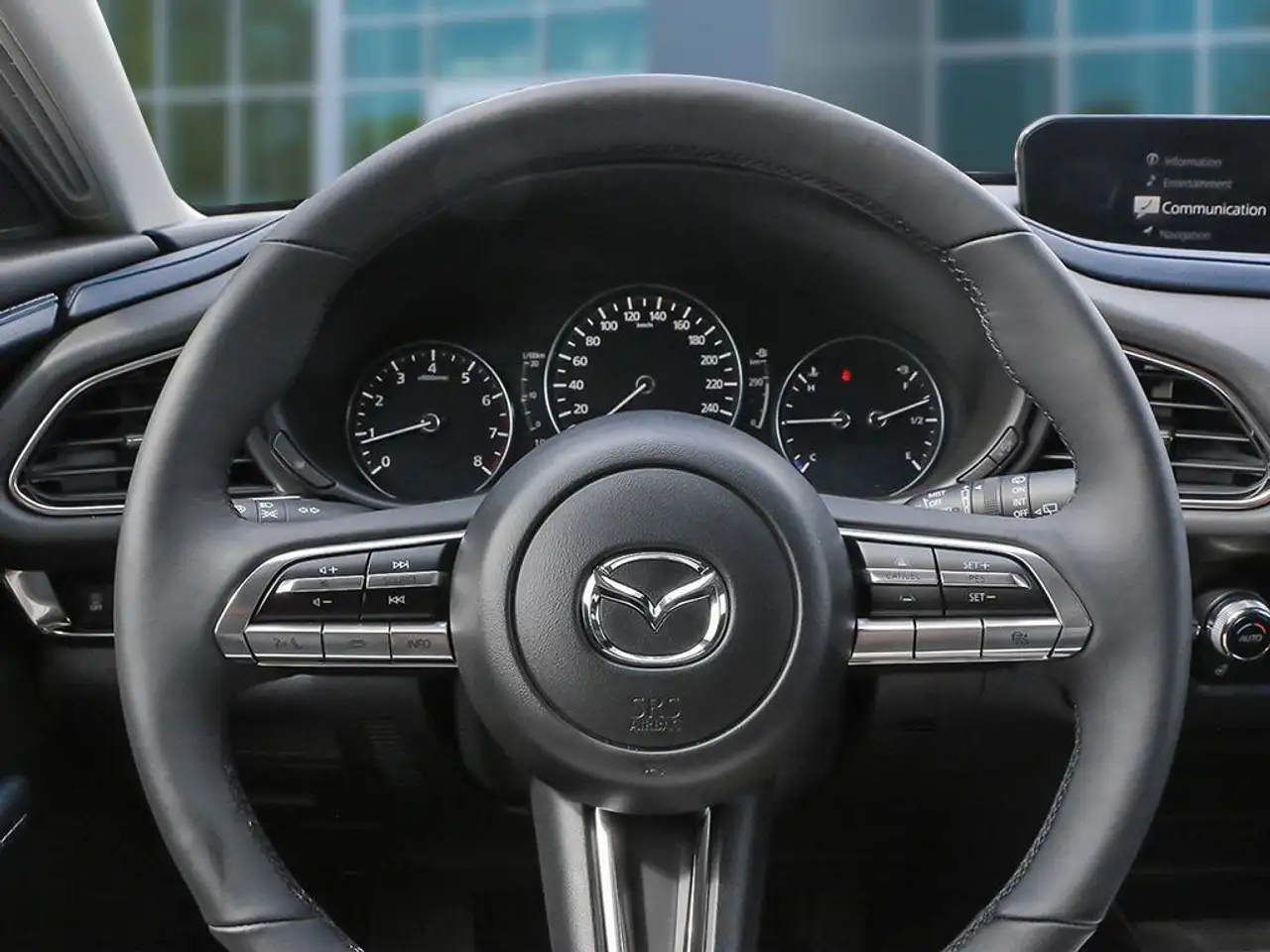 Mazda CX-30 снимка Mazda CX-30