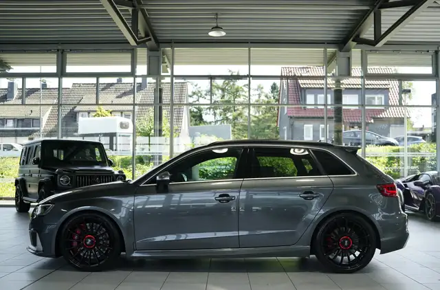 Audi RS3 view 11
