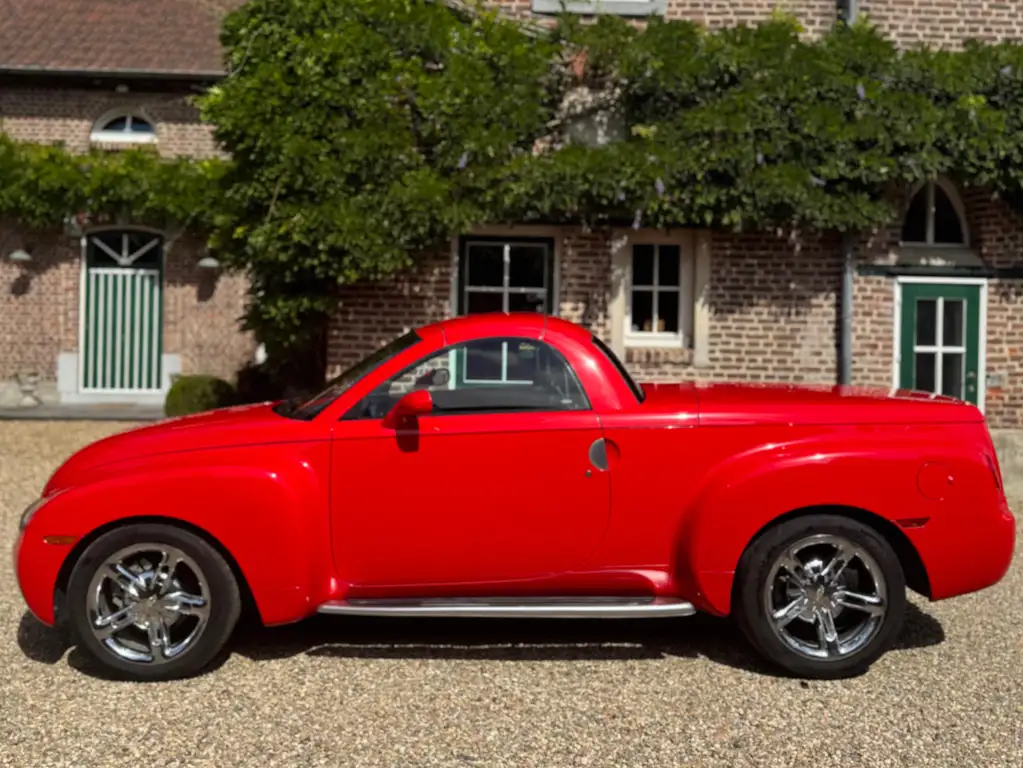 Chevrolet SSR 2005 из Европы — купить под ключ