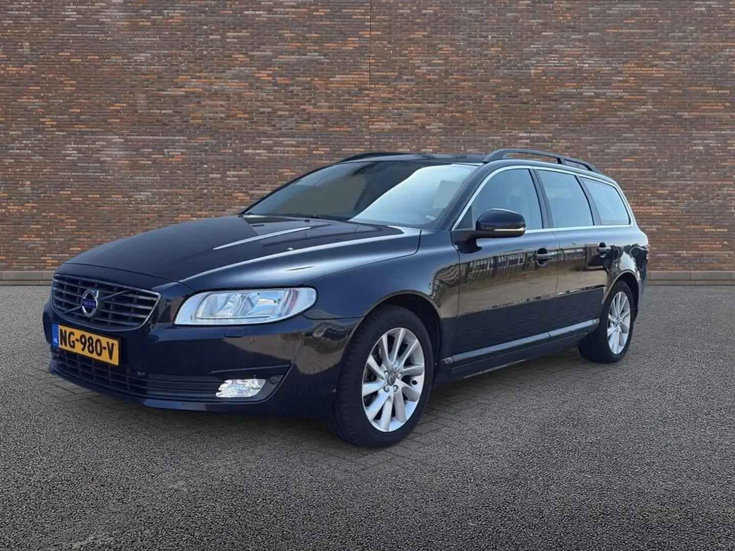 Volvo V70 2.0 D2 LEDER XENON NAVIGATIE LMV CRUISE Синій - 2