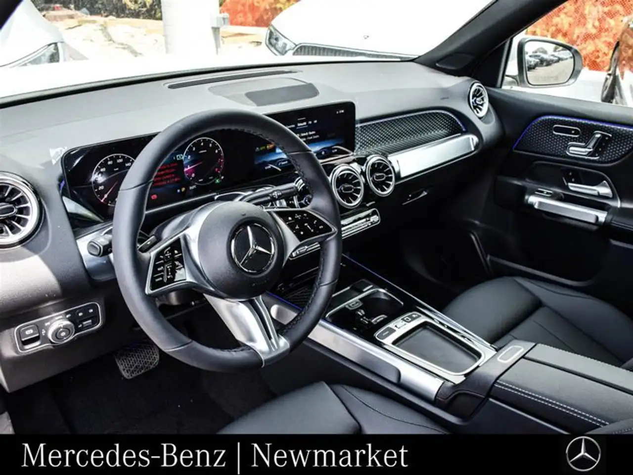 Mercedes-Benz GLB снимка Mercedes-Benz GLB