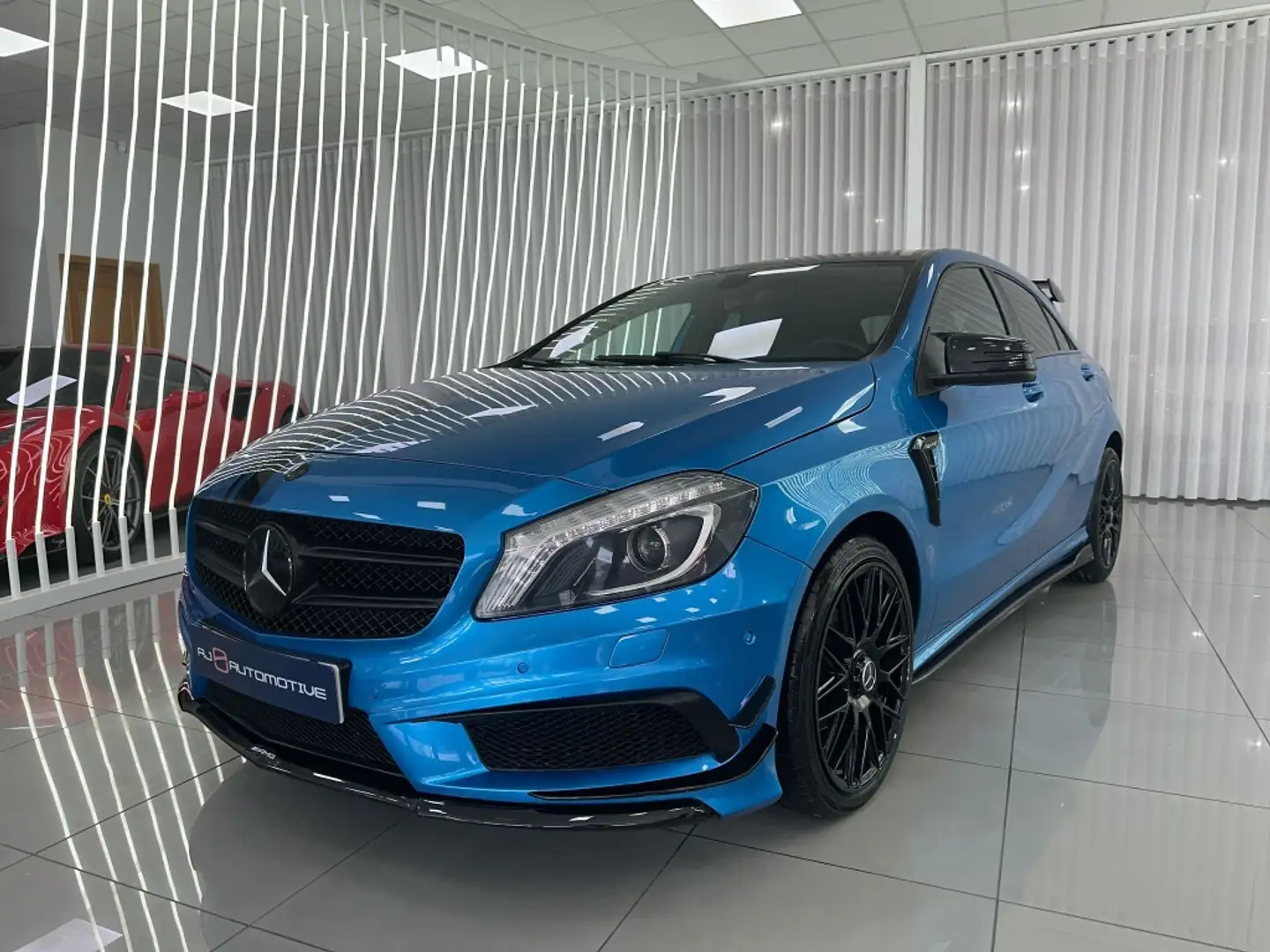 Mercedes-Benz A 180 180CDI BE AMG Line 7G-DCT Azul - 1