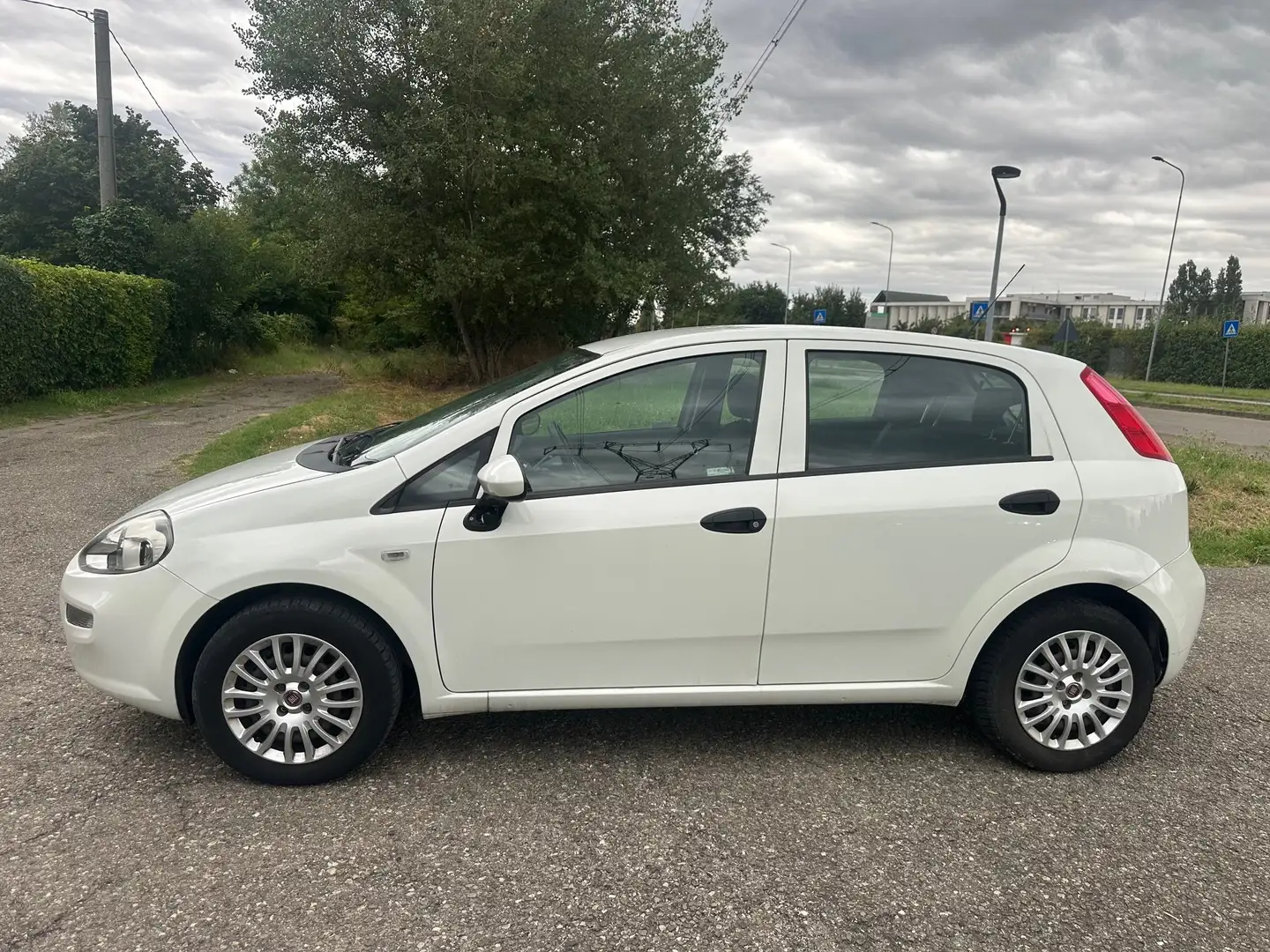 Fiat Punto 5p 1.2 benzina Street EURO 6 Blanco - 2