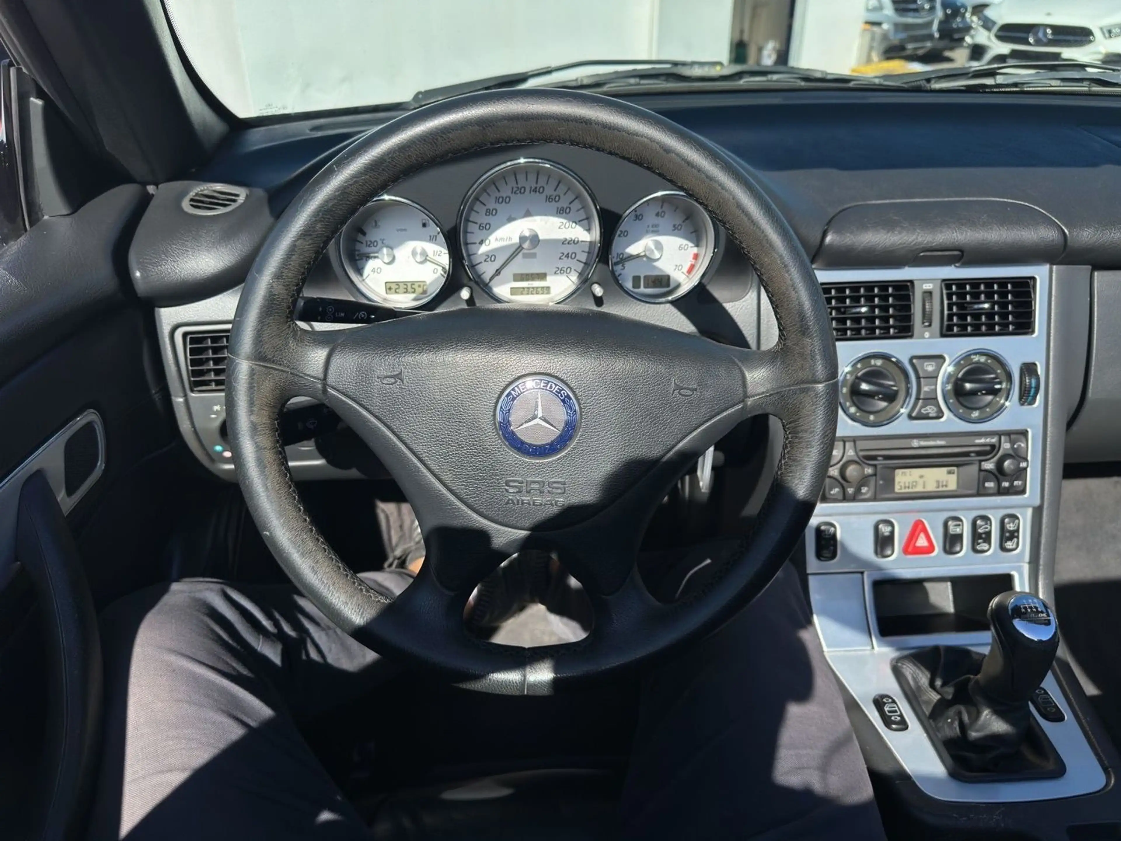 Mercedes-Benz SLK 200 Kompressor Final Edition R170 — photo 13