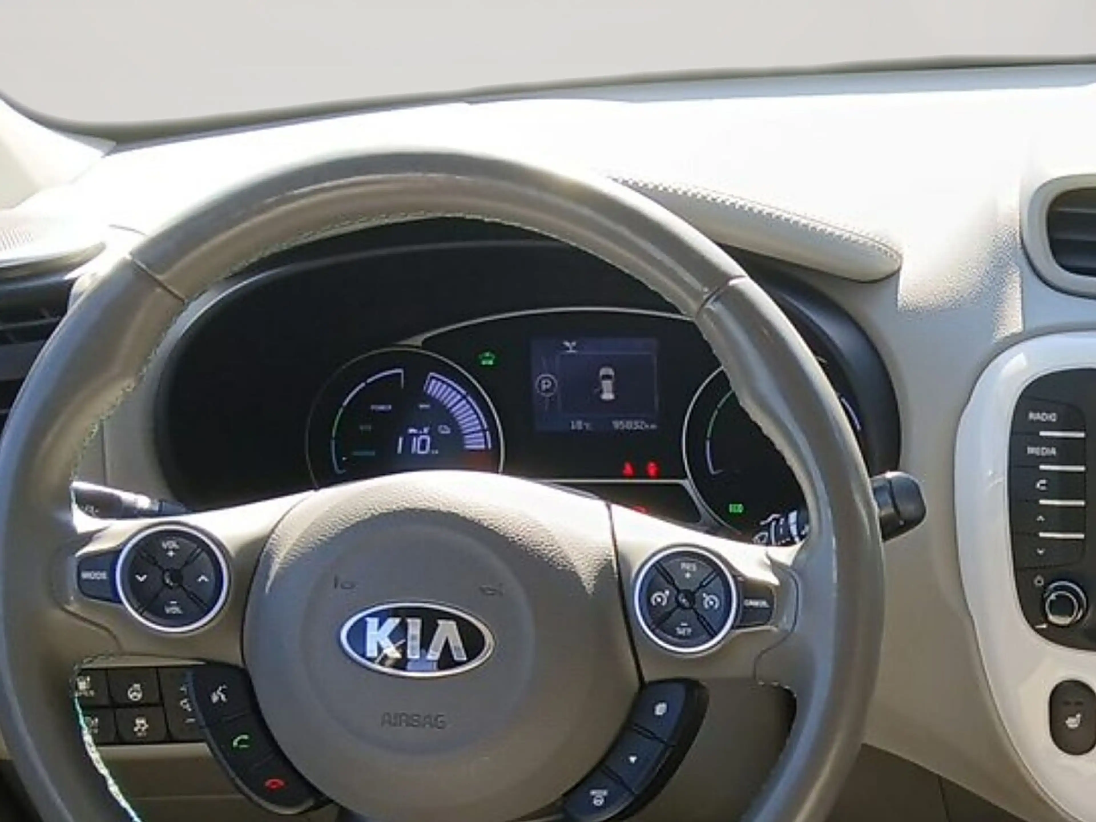 Kia Soul EV AC/DC 27kWh *prompt* — photo 12