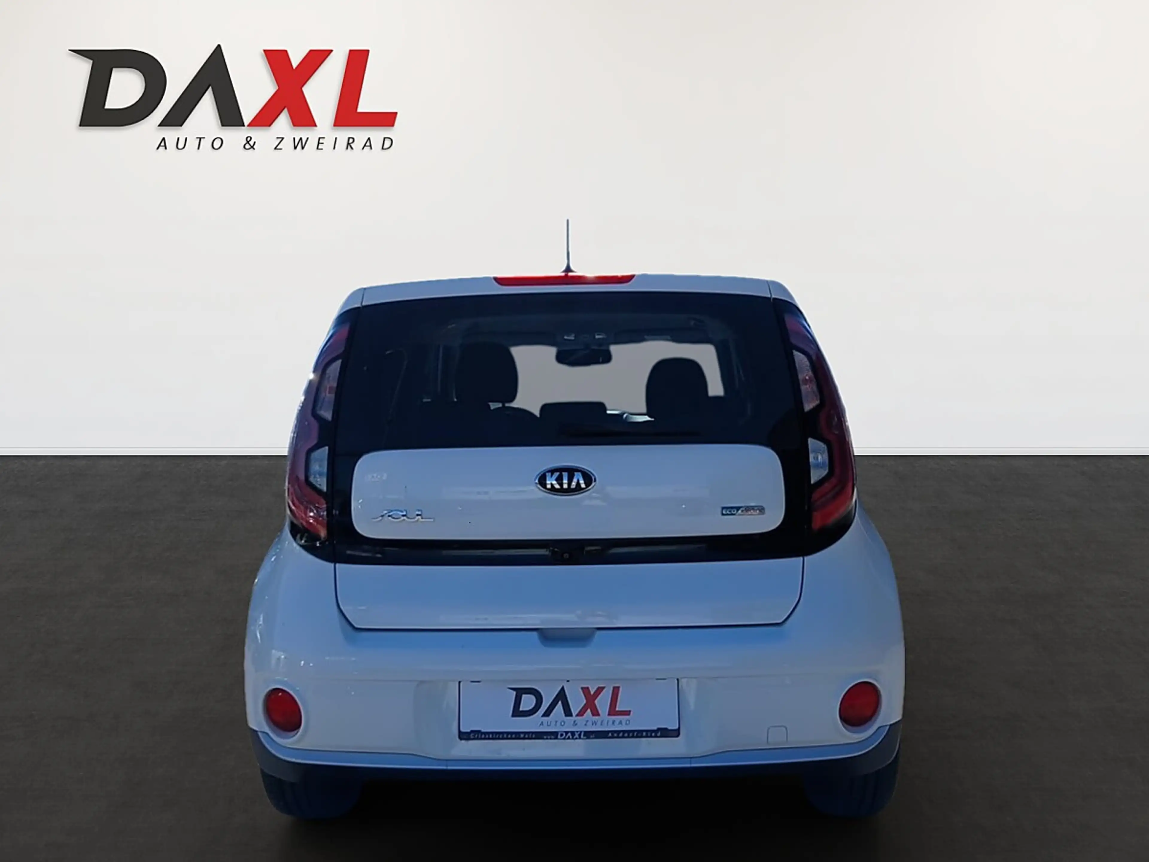 Kia Soul EV AC/DC 27kWh *prompt* — photo 6