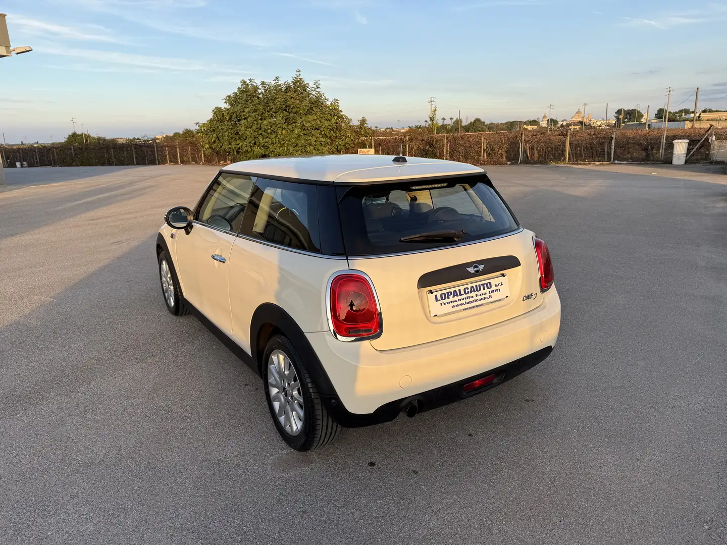 MINI One D Mini IV F55-F56 2014 1.5 Business 3p Beige - 2