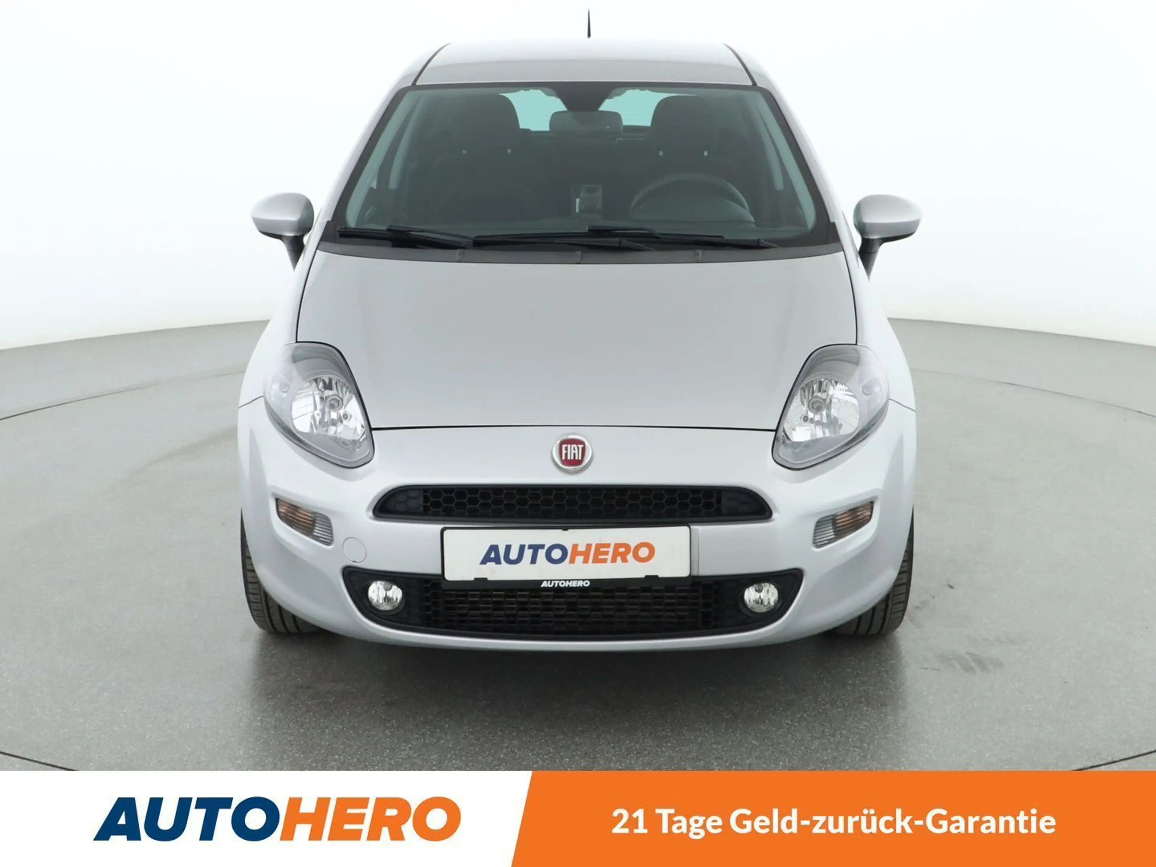 Fiat Punto 0.9 Lounge *PDC*KLIMA* — photo 9