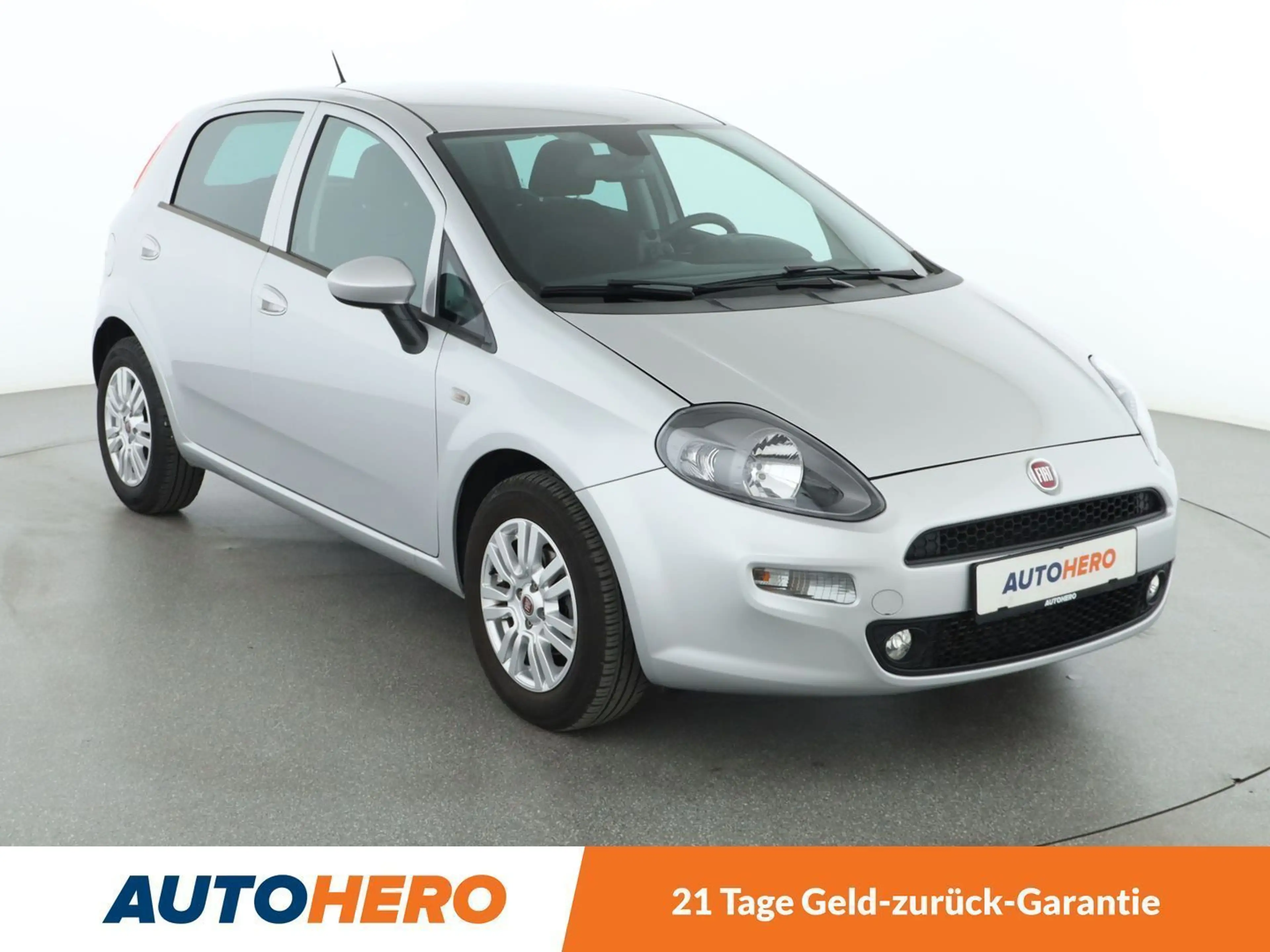 Fiat Punto 0.9 Lounge *PDC*KLIMA* — photo 8