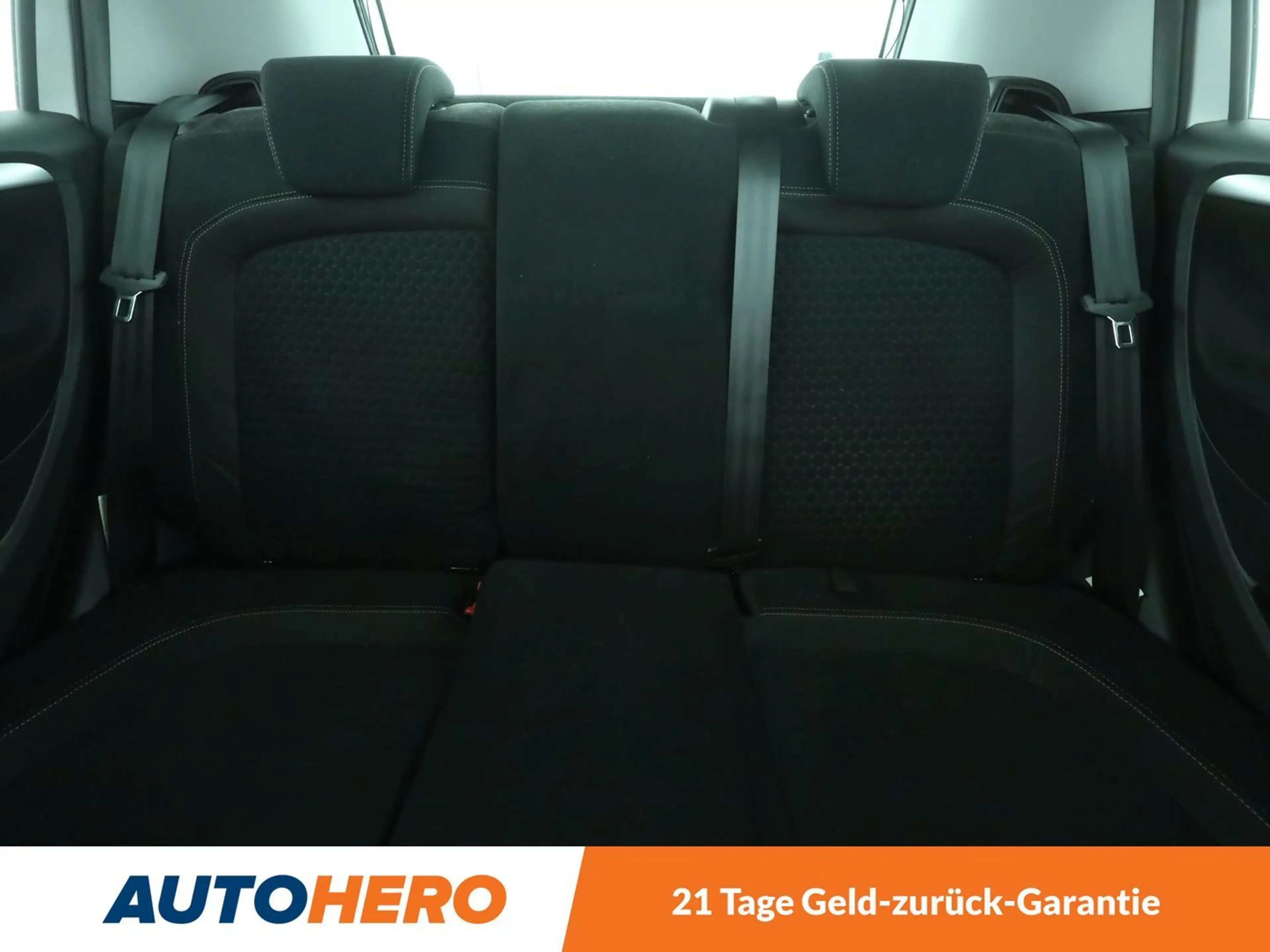 Fiat Punto 0.9 Lounge *PDC*KLIMA* — photo 14