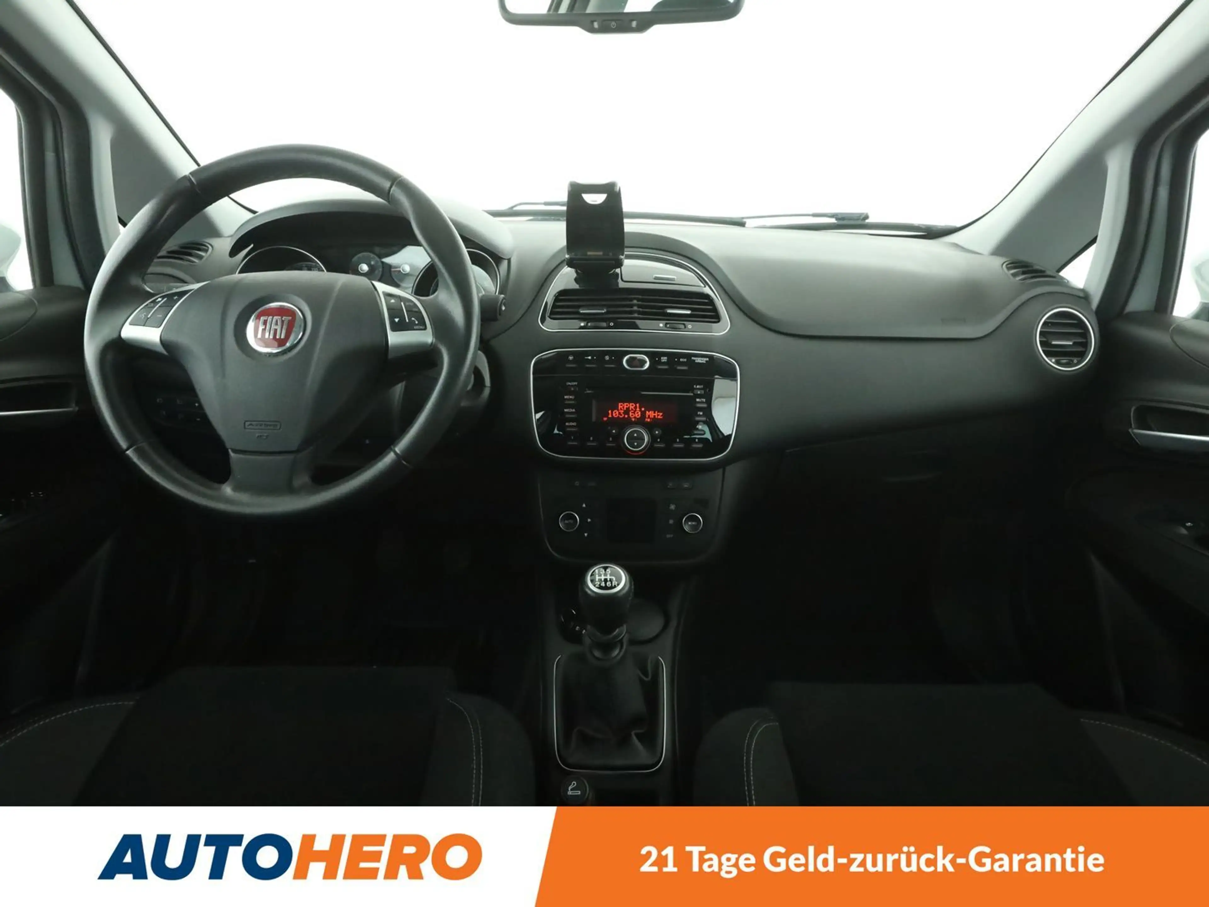 Fiat Punto 0.9 Lounge *PDC*KLIMA* — photo 12