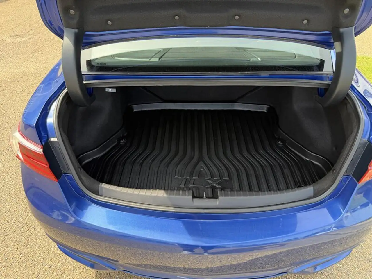 Acura ILX снимка Acura ILX