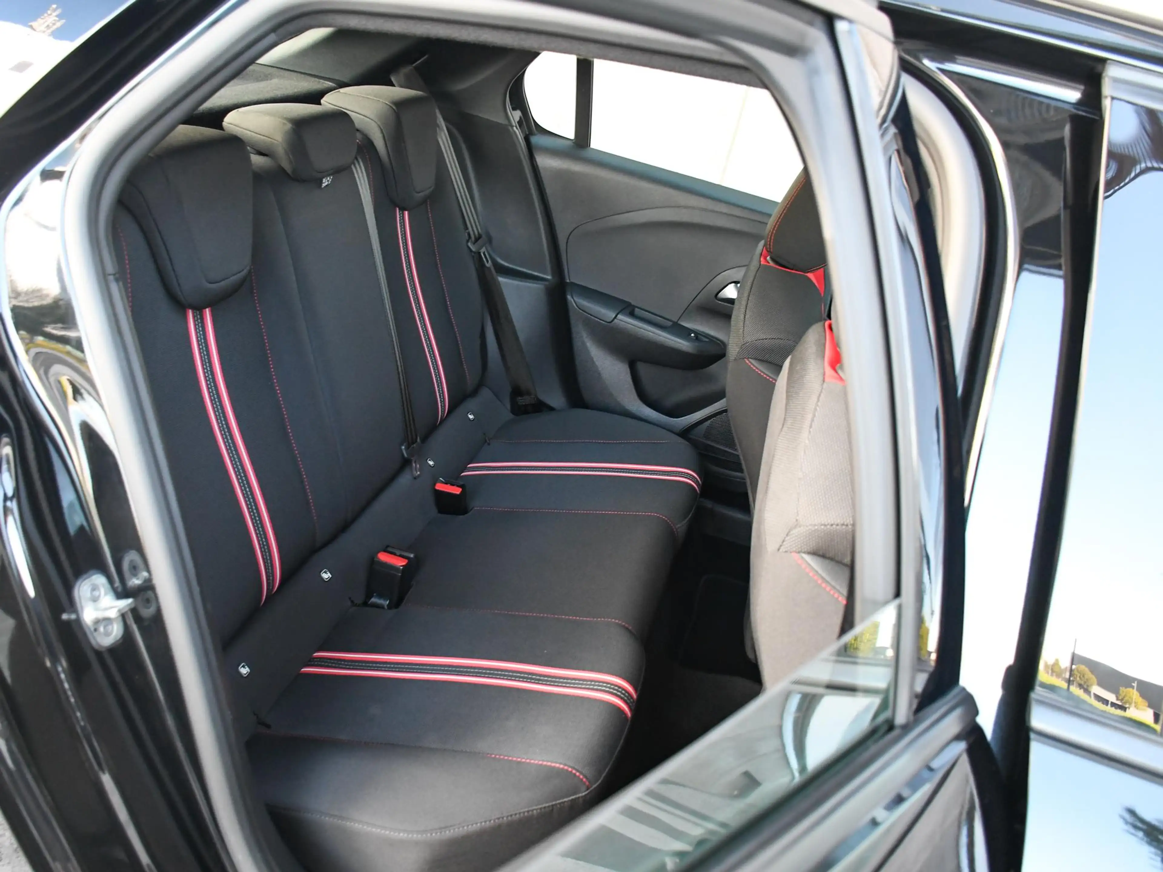 Opel Corsa GS Line 1.2 Turbo 100pk Automaat DODE HOEK | 16''L — photo 12