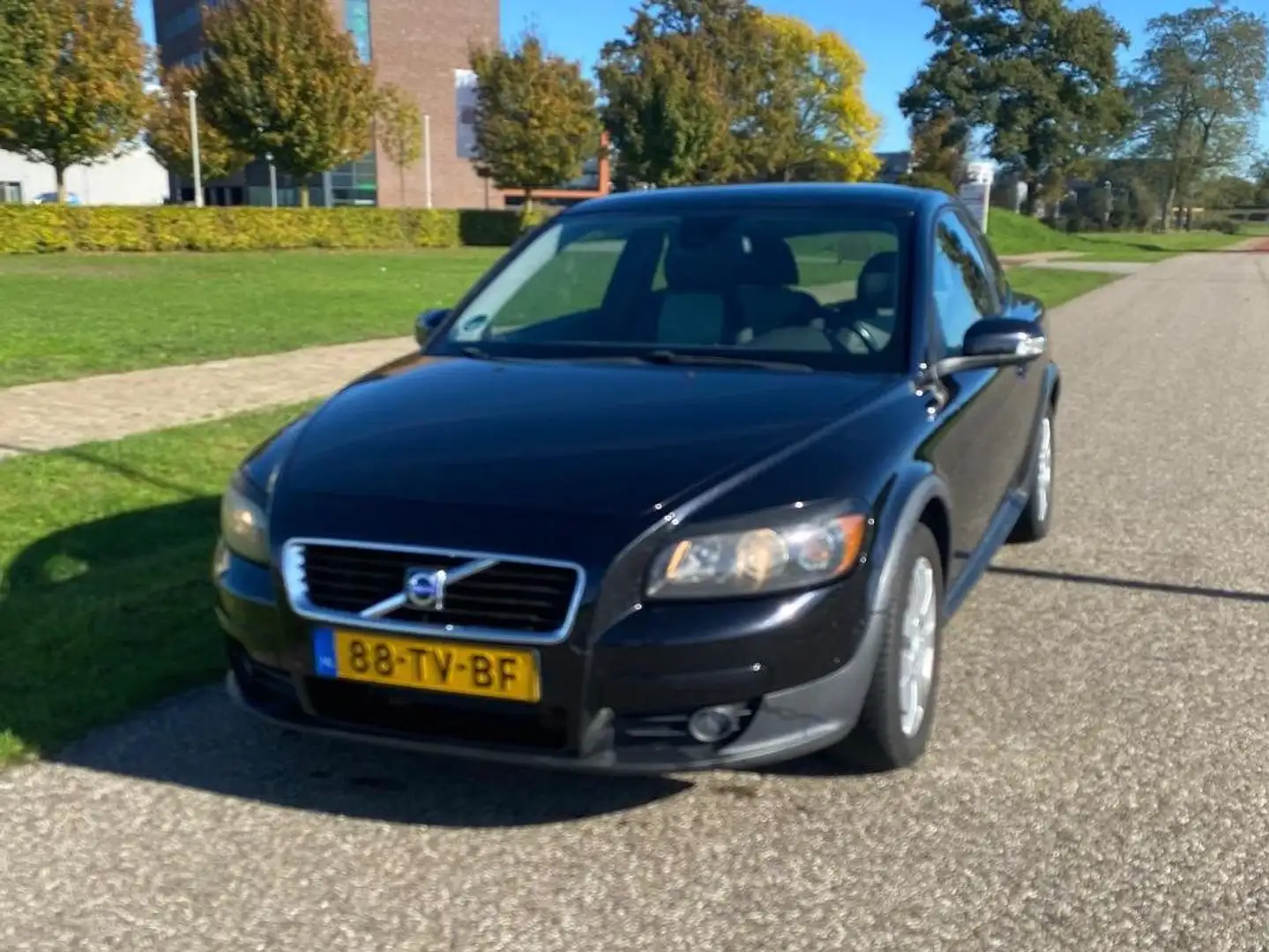 Volvo C30 C30 1.8 Momentum Zwart - 1